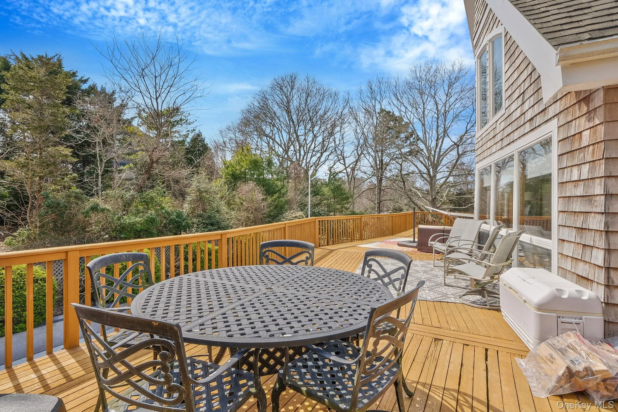 5 Ocean View Avenue, Southampton, NY, 5 Bedrooms Bedrooms, 9 Rooms Rooms,3 BathroomsBathrooms,Residential Lease,For Rent,Ocean View,0,975256 5 Ocean View Avenue, Southampton, NY, 5 Bedrooms Bedrooms, 9 Rooms Rooms,3 BathroomsBathrooms,Residential Lease,For Rent,Ocean View,0,975256