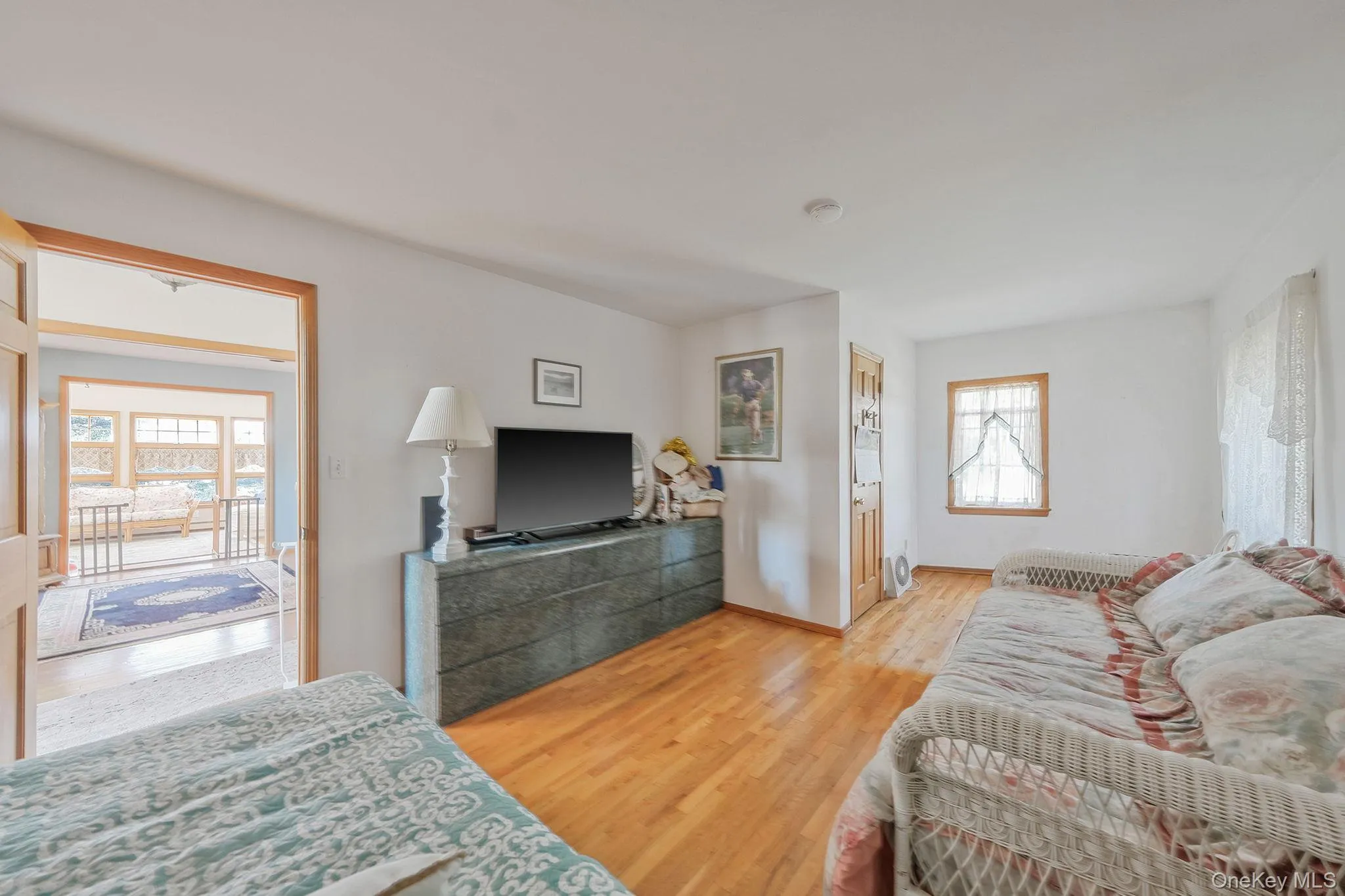 5 Ocean View Avenue, Southampton, NY, 5 Bedrooms Bedrooms, 9 Rooms Rooms,3 BathroomsBathrooms,Residential Lease,For Rent,Ocean View,0,975256 5 Ocean View Avenue, Southampton, NY, 5 Bedrooms Bedrooms, 9 Rooms Rooms,3 BathroomsBathrooms,Residential Lease,For Rent,Ocean View,0,975256
