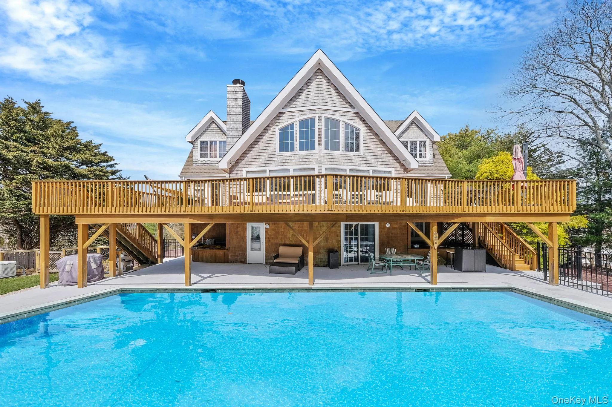 5 Ocean View Avenue, Southampton, NY, 5 Bedrooms Bedrooms, 9 Rooms Rooms,3 BathroomsBathrooms,Residential Lease,For Rent,Ocean View,0,975256 5 Ocean View Avenue, Southampton, NY, 5 Bedrooms Bedrooms, 9 Rooms Rooms,3 BathroomsBathrooms,Residential Lease,For Rent,Ocean View,0,975256