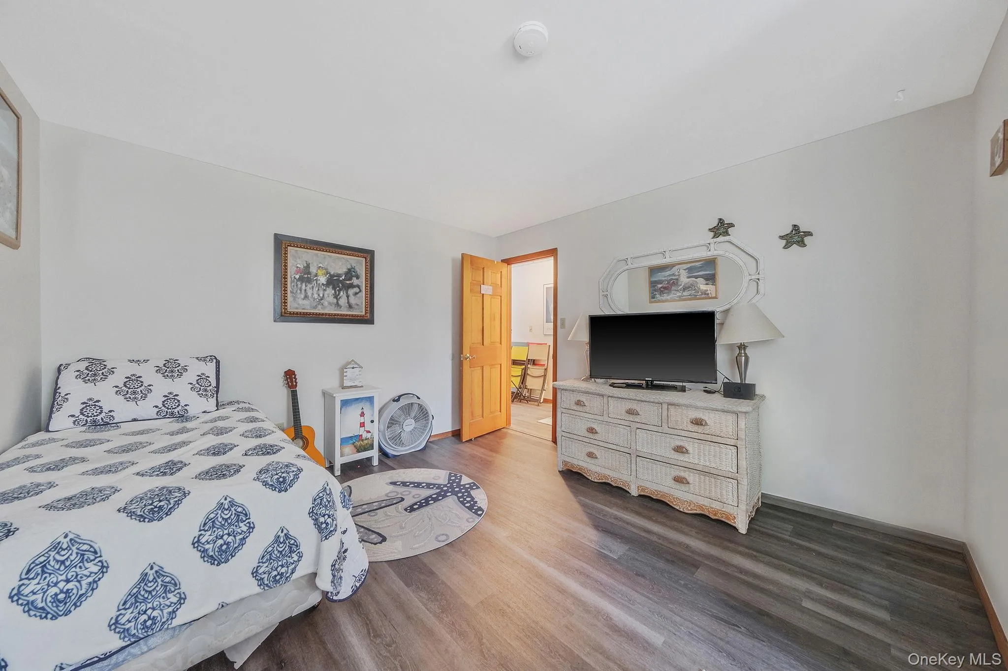 5 Ocean View Avenue, Southampton, NY, 5 Bedrooms Bedrooms, 9 Rooms Rooms,3 BathroomsBathrooms,Residential Lease,For Rent,Ocean View,0,975256 5 Ocean View Avenue, Southampton, NY, 5 Bedrooms Bedrooms, 9 Rooms Rooms,3 BathroomsBathrooms,Residential Lease,For Rent,Ocean View,0,975256