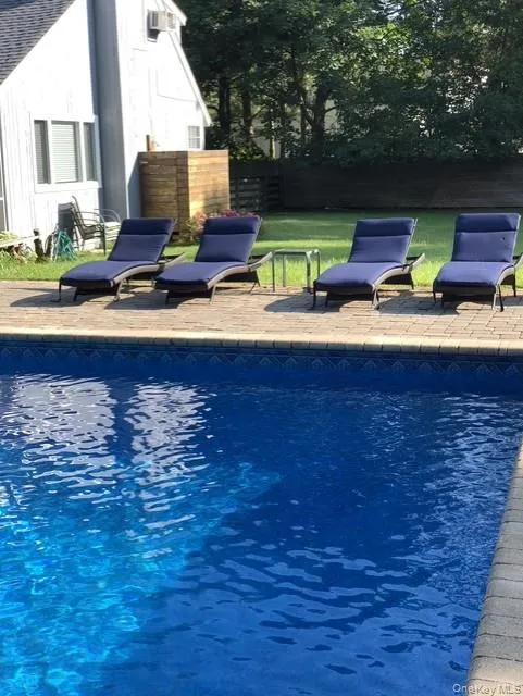 9 Old Mill Lane, Southampton, NY, 4 Bedrooms Bedrooms, 9 Rooms Rooms,2 BathroomsBathrooms,Residential Lease,For Rent,Old Mill,0,975284 9 Old Mill Lane, Southampton, NY, 4 Bedrooms Bedrooms, 9 Rooms Rooms,2 BathroomsBathrooms,Residential Lease,For Rent,Old Mill,0,975284