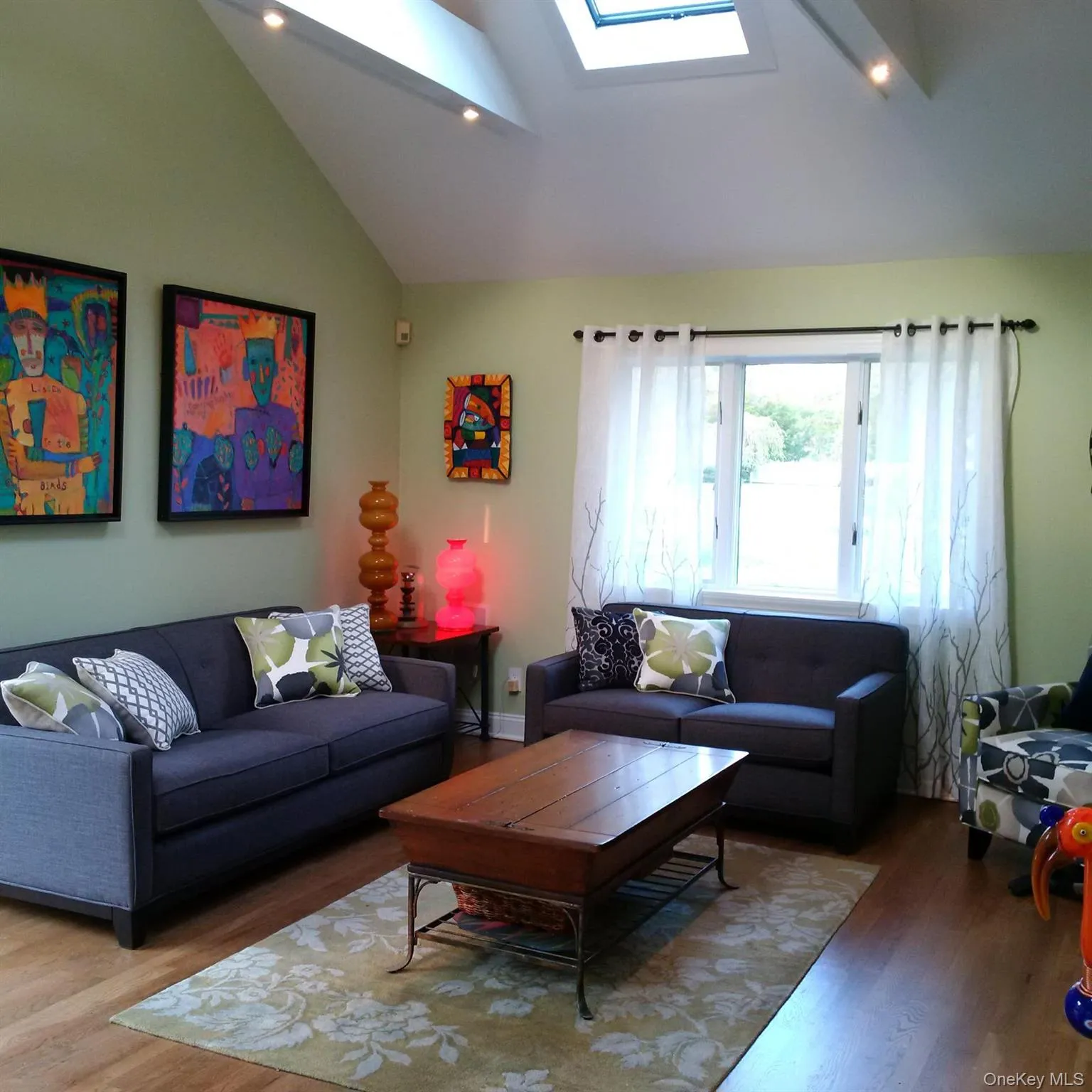 9 Old Mill Lane, Southampton, NY, 4 Bedrooms Bedrooms, 9 Rooms Rooms,2 BathroomsBathrooms,Residential Lease,For Rent,Old Mill,0,975284 9 Old Mill Lane, Southampton, NY, 4 Bedrooms Bedrooms, 9 Rooms Rooms,2 BathroomsBathrooms,Residential Lease,For Rent,Old Mill,0,975284