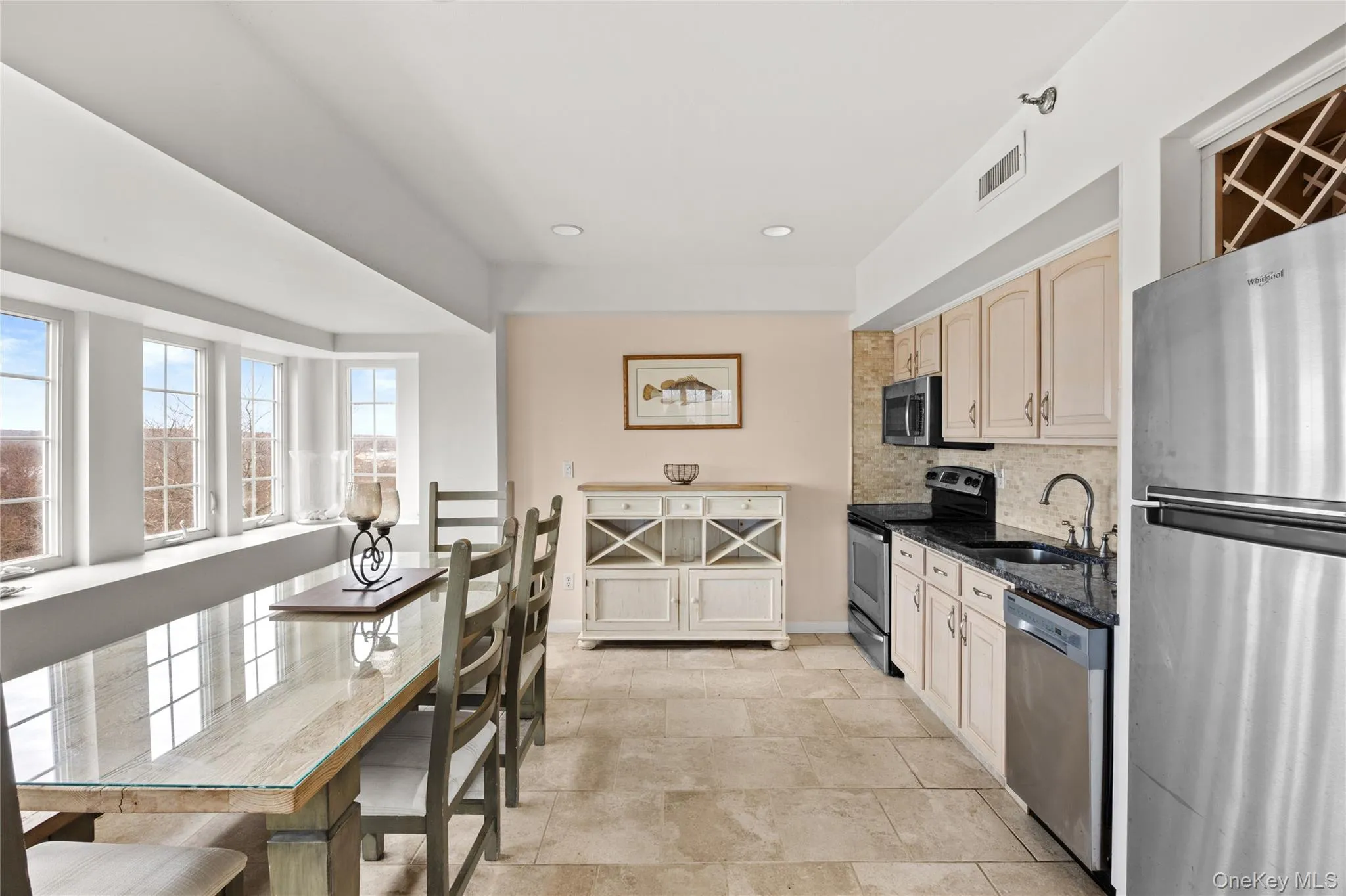 236 Edgemere Street, East Hampton, NY, 3 Bedrooms Bedrooms, 7 Rooms Rooms,2 BathroomsBathrooms,Residential,For Rent,Edgemere,0,975285 236 Edgemere Street, East Hampton, NY, 3 Bedrooms Bedrooms, 7 Rooms Rooms,2 BathroomsBathrooms,Residential,For Rent,Edgemere,0,975285