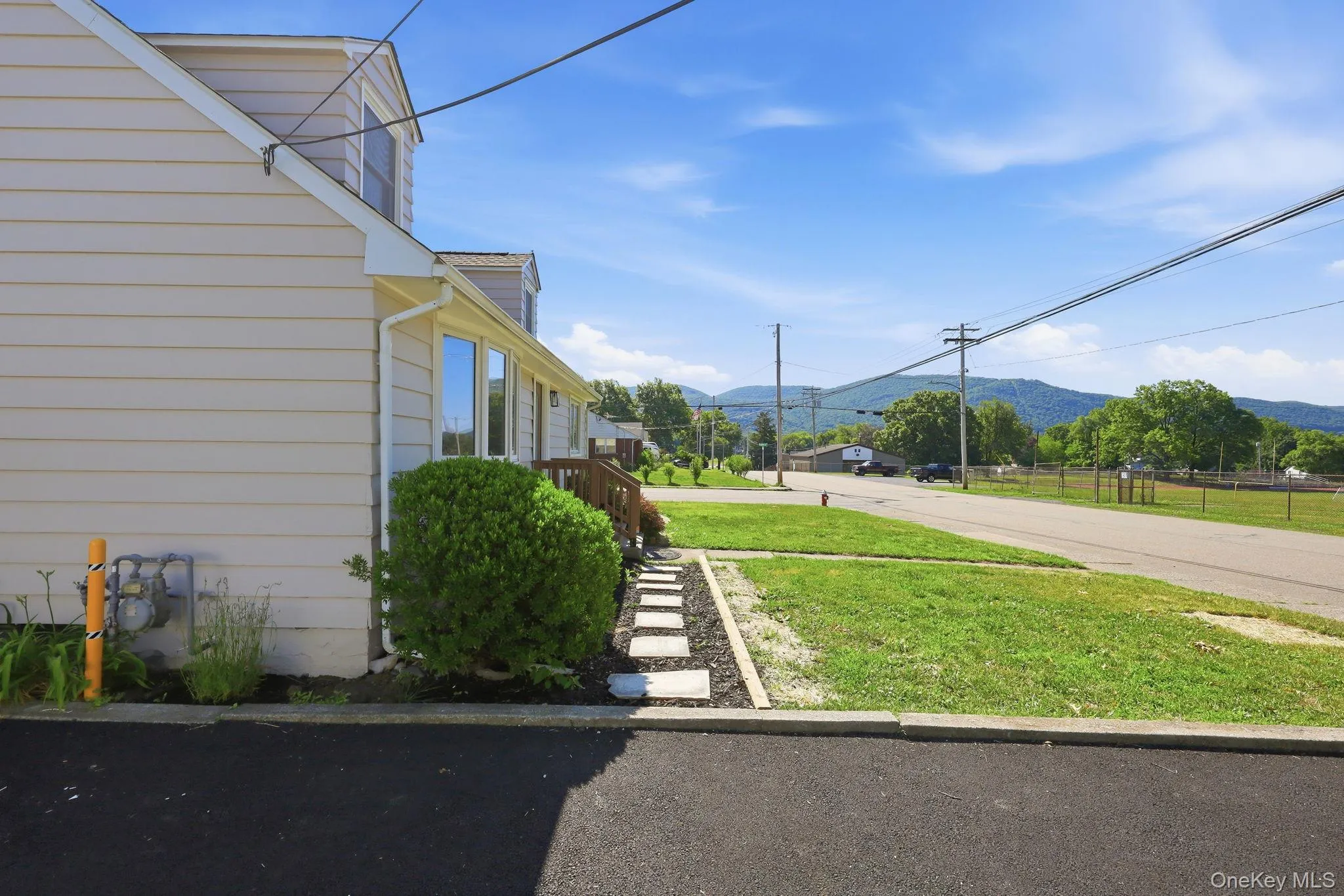 149 Wilkes Street, Beacon, NY, 4 Bedrooms Bedrooms, 8 Rooms Rooms,1 BathroomBathrooms,Residential,For Rent,Wilkes,0,KEY975287 149 Wilkes Street, Beacon, NY, 4 Bedrooms Bedrooms, 8 Rooms Rooms,1 BathroomBathrooms,Residential,For Rent,Wilkes,0,KEY975287