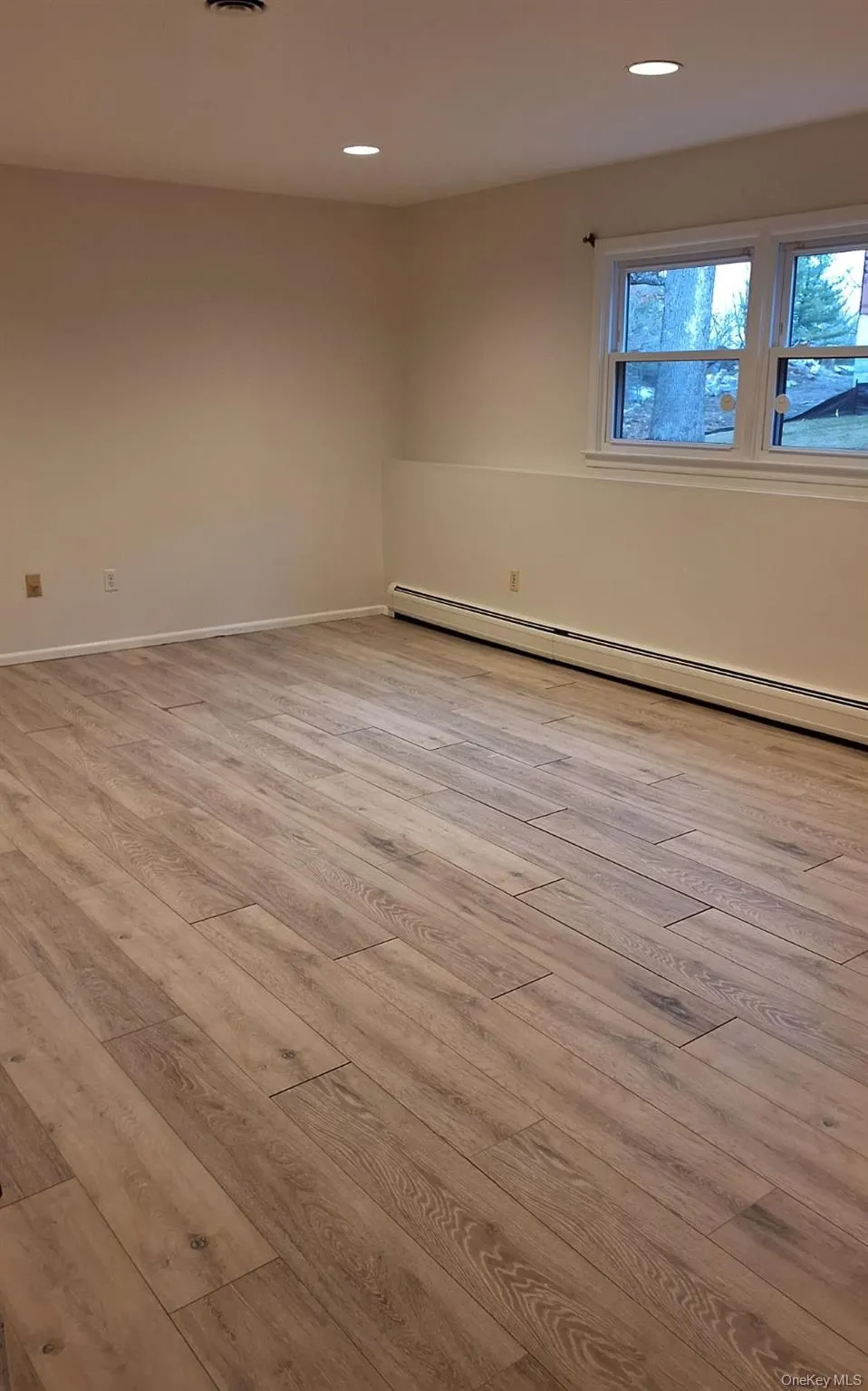 5 Suzie Drive, Ramapo, NY, 4 Bedrooms Bedrooms, 9 Rooms Rooms,2 BathroomsBathrooms,Residential Lease,For Rent,Suzie,0,975294 5 Suzie Drive, Ramapo, NY, 4 Bedrooms Bedrooms, 9 Rooms Rooms,2 BathroomsBathrooms,Residential Lease,For Rent,Suzie,0,975294