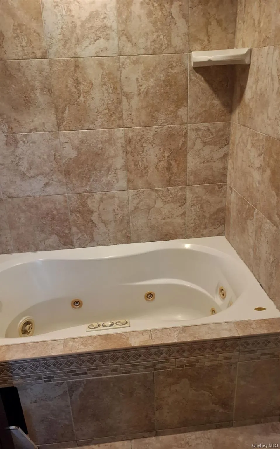 5 Suzie Drive, Ramapo, NY, 4 Bedrooms Bedrooms, 9 Rooms Rooms,2 BathroomsBathrooms,Residential Lease,For Rent,Suzie,0,975294 5 Suzie Drive, Ramapo, NY, 4 Bedrooms Bedrooms, 9 Rooms Rooms,2 BathroomsBathrooms,Residential Lease,For Rent,Suzie,0,975294