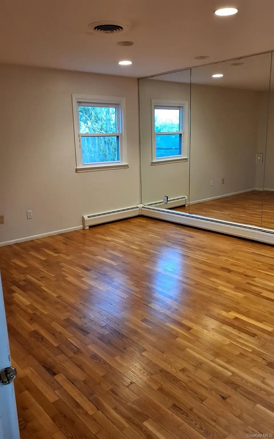 5 Suzie Drive, Ramapo, NY, 4 Bedrooms Bedrooms, 9 Rooms Rooms,2 BathroomsBathrooms,Residential Lease,For Rent,Suzie,0,975294 5 Suzie Drive, Ramapo, NY, 4 Bedrooms Bedrooms, 9 Rooms Rooms,2 BathroomsBathrooms,Residential Lease,For Rent,Suzie,0,975294