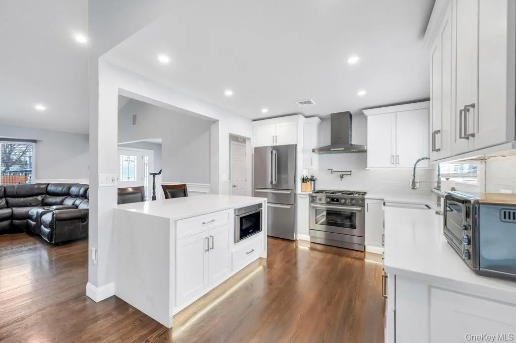 5 Kittiwake Lane, Babylon, NY, 6 Bedrooms Bedrooms, 20 Rooms Rooms,4 BathroomsBathrooms,Residential,For Rent,Kittiwake,0,975301 5 Kittiwake Lane, Babylon, NY, 6 Bedrooms Bedrooms, 20 Rooms Rooms,4 BathroomsBathrooms,Residential,For Rent,Kittiwake,0,975301