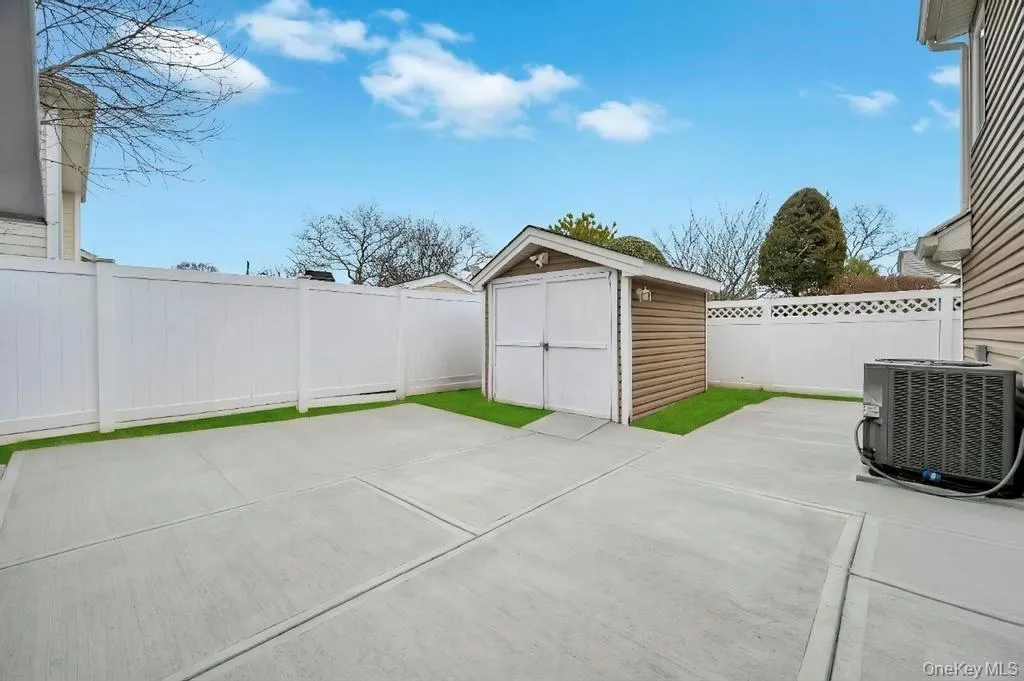 5 Kittiwake Lane, Babylon, NY, 6 Bedrooms Bedrooms, 20 Rooms Rooms,4 BathroomsBathrooms,Residential,For Rent,Kittiwake,0,975301 5 Kittiwake Lane, Babylon, NY, 6 Bedrooms Bedrooms, 20 Rooms Rooms,4 BathroomsBathrooms,Residential,For Rent,Kittiwake,0,975301