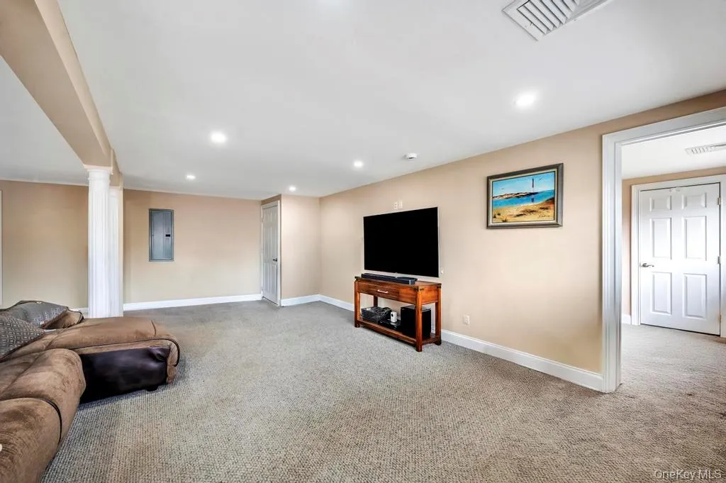 5 Kittiwake Lane, Babylon, NY, 6 Bedrooms Bedrooms, 20 Rooms Rooms,4 BathroomsBathrooms,Residential,For Rent,Kittiwake,0,975301 5 Kittiwake Lane, Babylon, NY, 6 Bedrooms Bedrooms, 20 Rooms Rooms,4 BathroomsBathrooms,Residential,For Rent,Kittiwake,0,975301