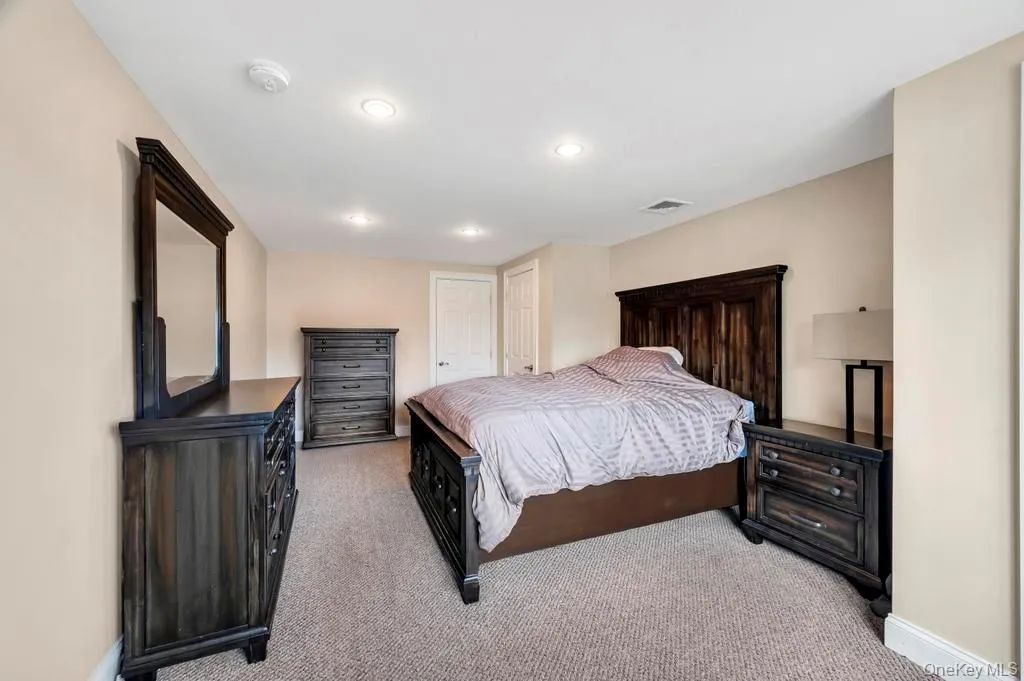 5 Kittiwake Lane, Babylon, NY, 6 Bedrooms Bedrooms, 20 Rooms Rooms,4 BathroomsBathrooms,Residential,For Rent,Kittiwake,0,975301 5 Kittiwake Lane, Babylon, NY, 6 Bedrooms Bedrooms, 20 Rooms Rooms,4 BathroomsBathrooms,Residential,For Rent,Kittiwake,0,975301