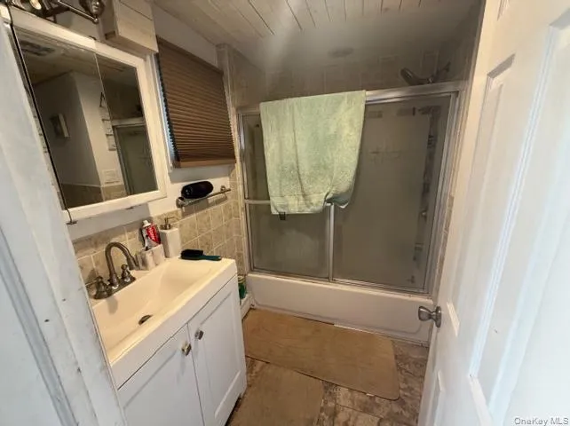 16 Marine Avenue, Babylon, NY, 5 Bedrooms Bedrooms, 11 Rooms Rooms,2 BathroomsBathrooms,Residential,For Rent,Marine,0,975302 16 Marine Avenue, Babylon, NY, 5 Bedrooms Bedrooms, 11 Rooms Rooms,2 BathroomsBathrooms,Residential,For Rent,Marine,0,975302