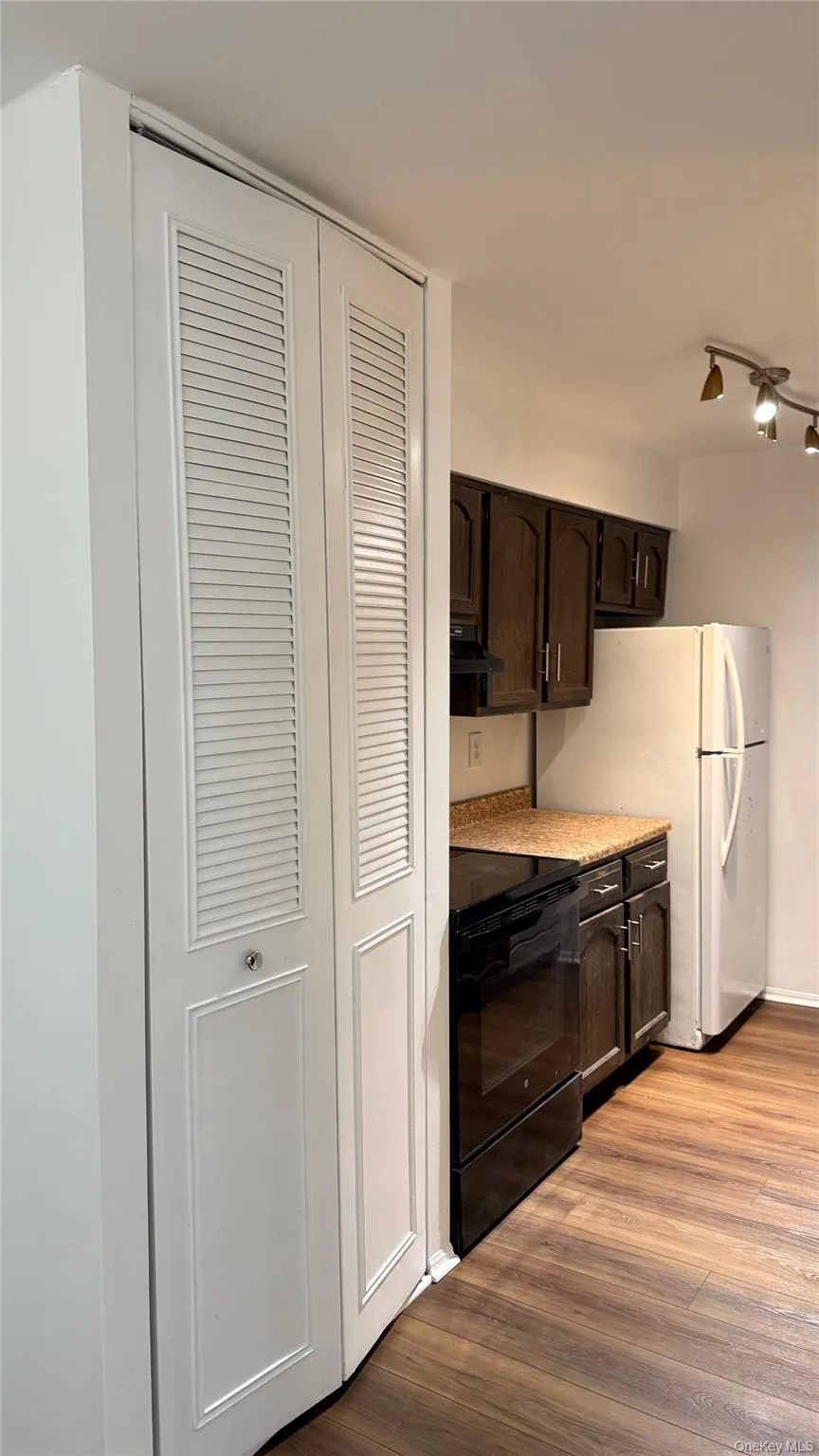 440 Carpenter Avenue, Newburgh (city), NY, 1 Bedroom Bedrooms, 4 Rooms Rooms,1 BathroomBathrooms,Residential Lease,For Rent,Carpenter,0,975308 440 Carpenter Avenue, Newburgh (city), NY, 1 Bedroom Bedrooms, 4 Rooms Rooms,1 BathroomBathrooms,Residential Lease,For Rent,Carpenter,0,975308