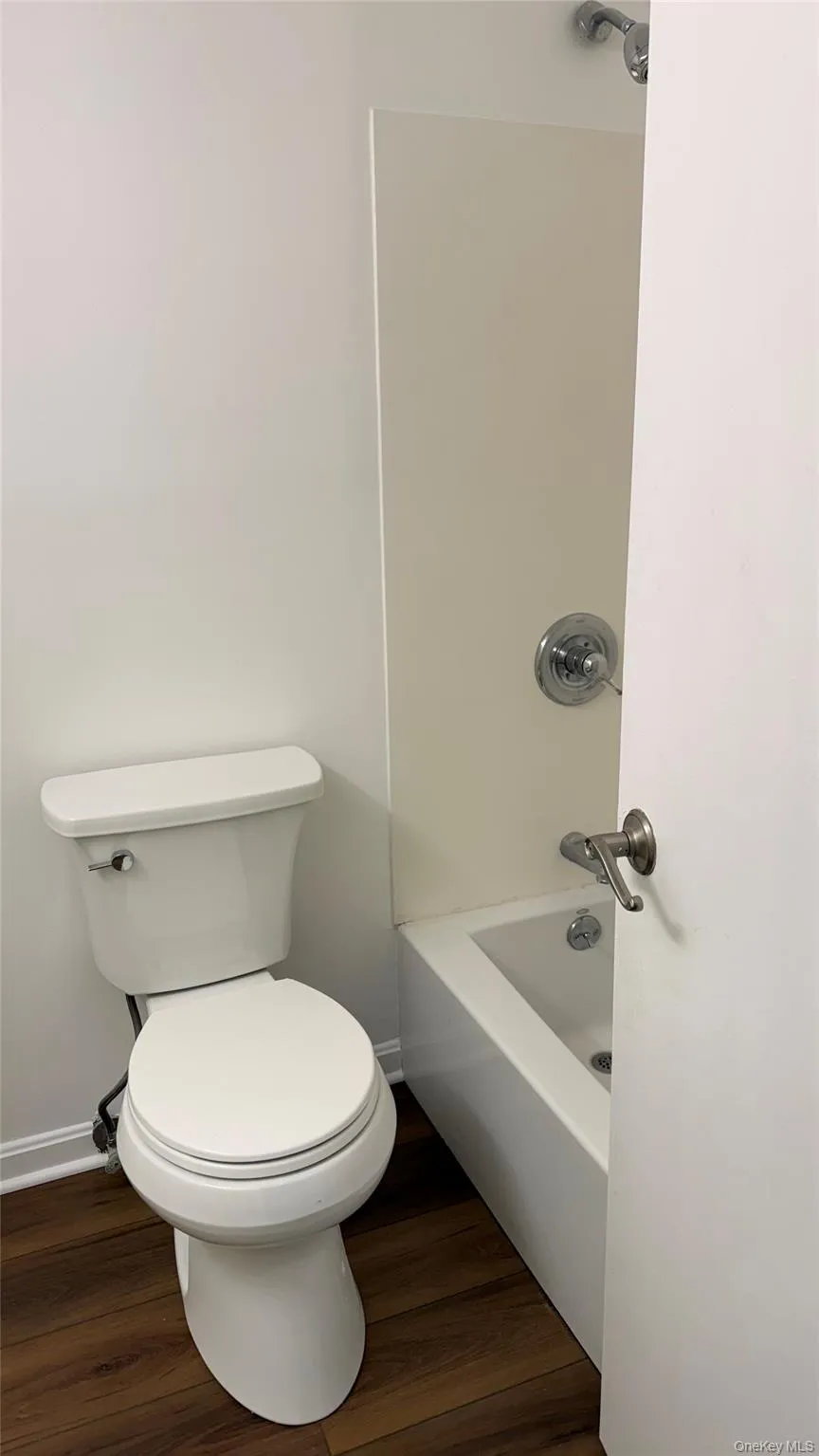 440 Carpenter Avenue, Newburgh (city), NY, 1 Bedroom Bedrooms, 4 Rooms Rooms,1 BathroomBathrooms,Residential Lease,For Rent,Carpenter,0,975308 440 Carpenter Avenue, Newburgh (city), NY, 1 Bedroom Bedrooms, 4 Rooms Rooms,1 BathroomBathrooms,Residential Lease,For Rent,Carpenter,0,975308