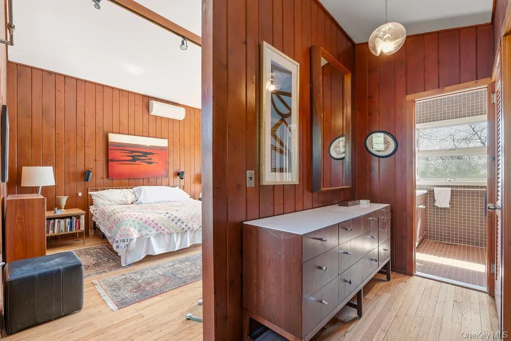 27 Atterbury Road, Southampton, NY, 4 Bedrooms Bedrooms, 4 Rooms Rooms,3 BathroomsBathrooms,Residential Sale,For Rent,Atterbury,0,975324 27 Atterbury Road, Southampton, NY, 4 Bedrooms Bedrooms, 4 Rooms Rooms,3 BathroomsBathrooms,Residential Sale,For Rent,Atterbury,0,975324
