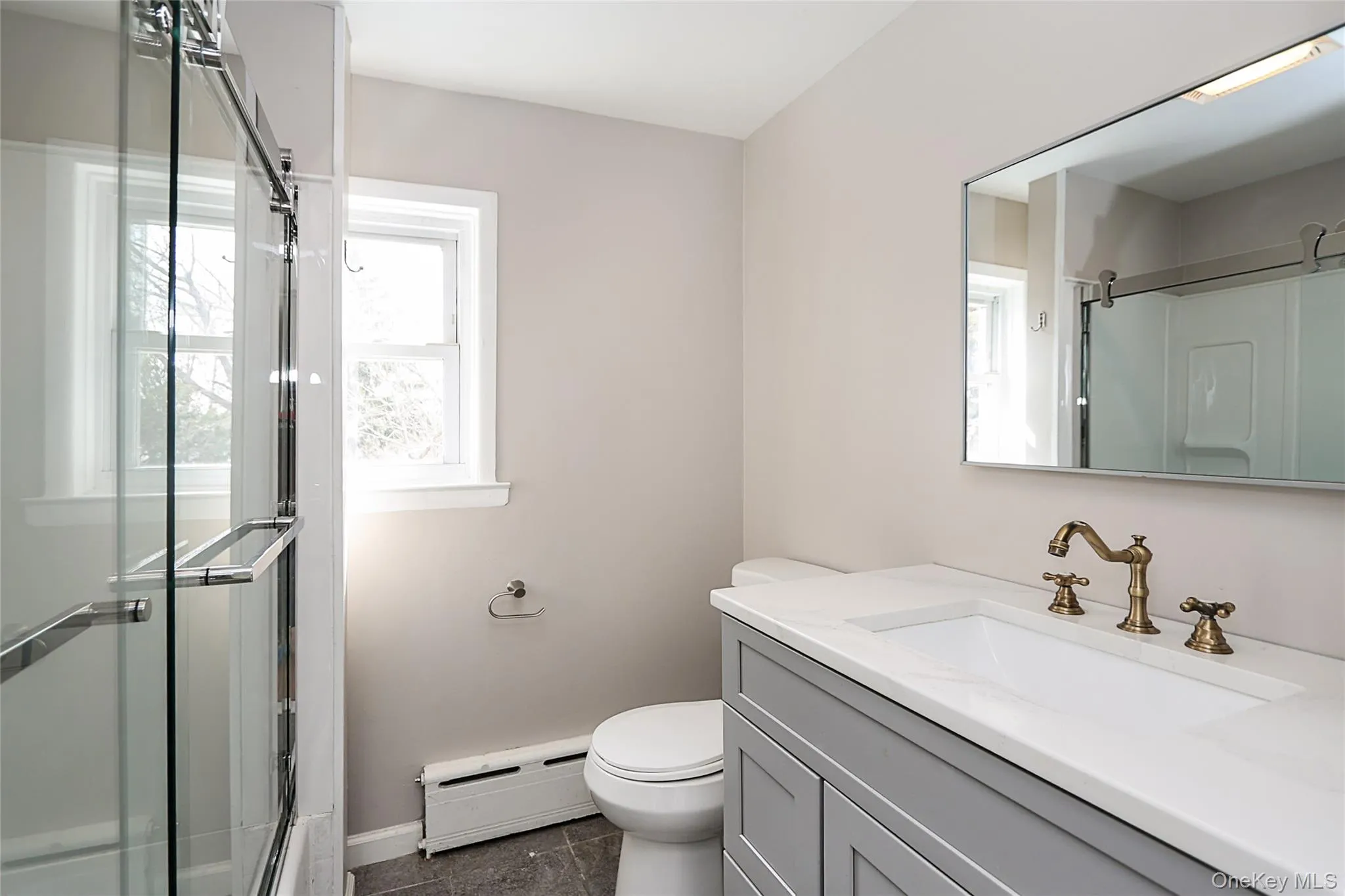 Full Bath Full Bath