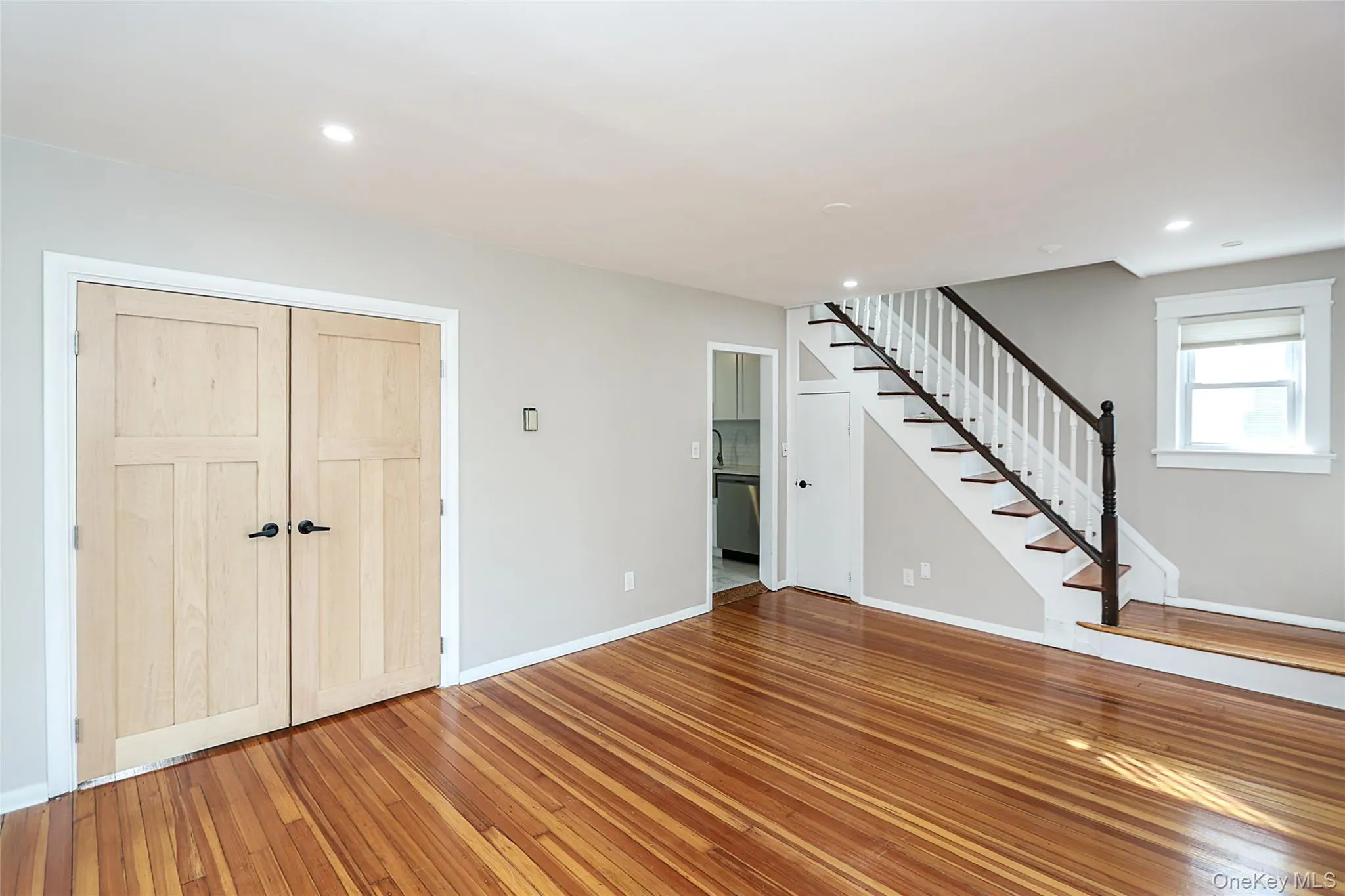 24 High Street, Oyster Bay, NY, 3 Bedrooms Bedrooms, 7 Rooms Rooms,1 BathroomBathrooms,Residential Lease,For Rent,High,0,975329 24 High Street, Oyster Bay, NY, 3 Bedrooms Bedrooms, 7 Rooms Rooms,1 BathroomBathrooms,Residential Lease,For Rent,High,0,975329