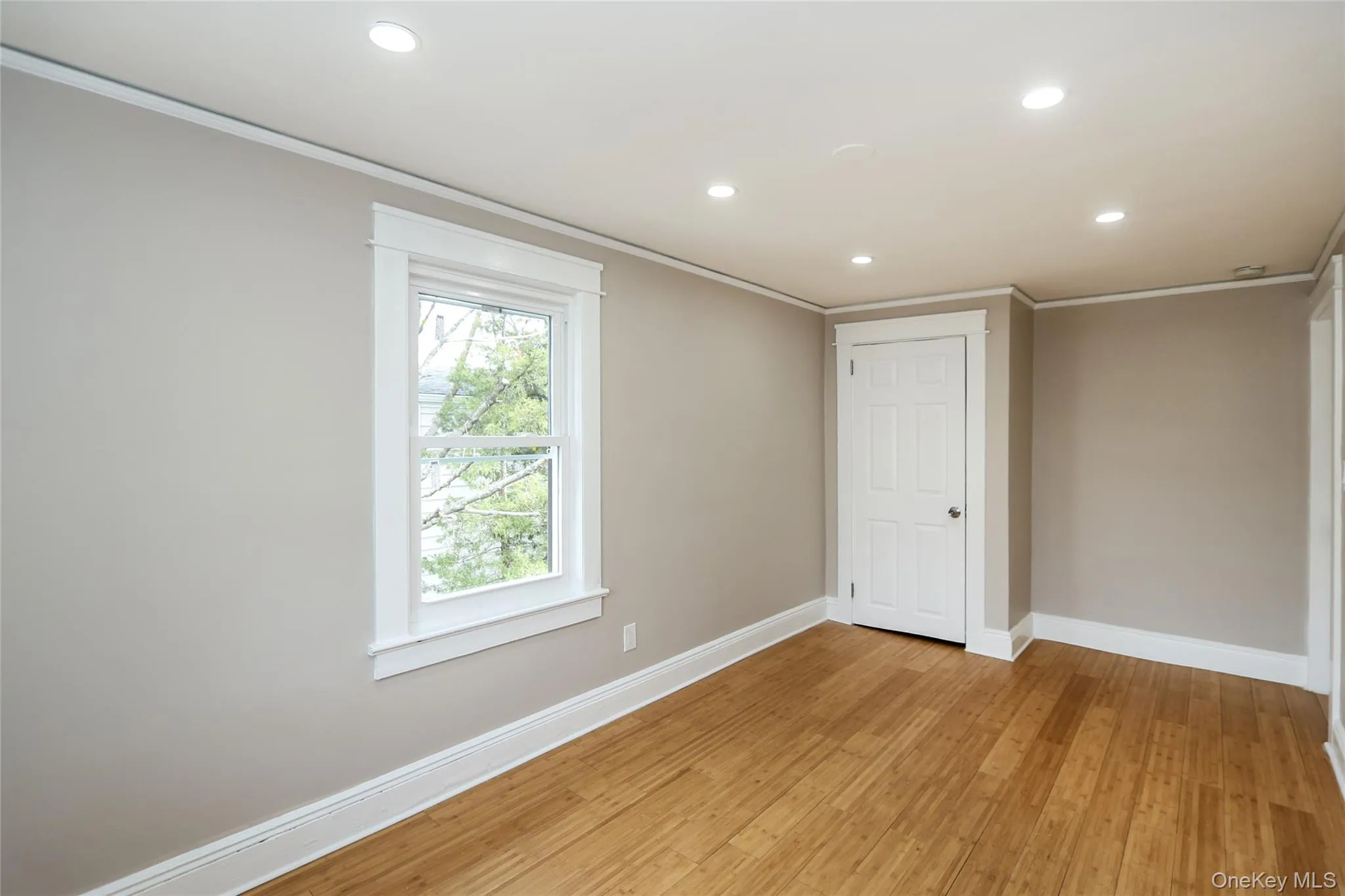 24 High Street, Oyster Bay, NY, 3 Bedrooms Bedrooms, 7 Rooms Rooms,1 BathroomBathrooms,Residential Lease,For Rent,High,0,975329 24 High Street, Oyster Bay, NY, 3 Bedrooms Bedrooms, 7 Rooms Rooms,1 BathroomBathrooms,Residential Lease,For Rent,High,0,975329