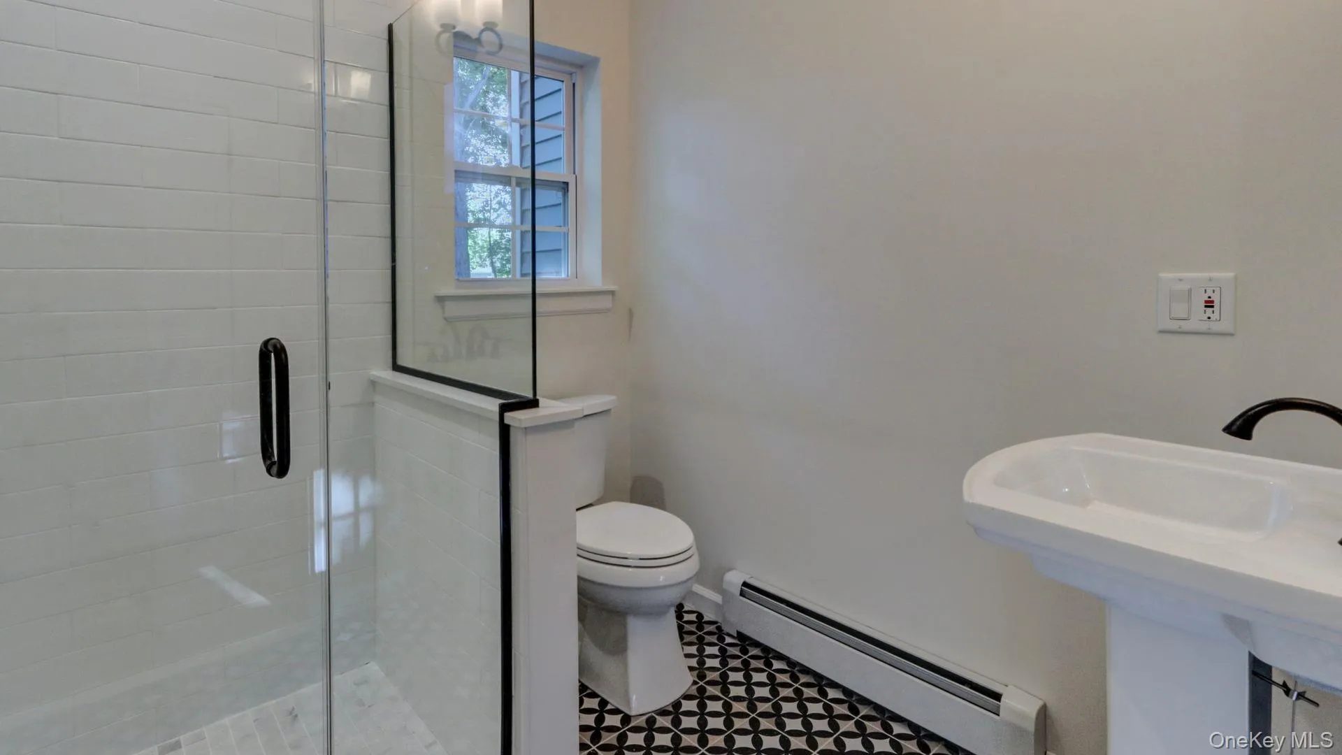TBB Forest Avenue, Smithtown, NY, 4 Bedrooms Bedrooms, 9 Rooms Rooms,2 BathroomsBathrooms,Residential,For Rent,Forest,0,975330 TBB Forest Avenue, Smithtown, NY, 4 Bedrooms Bedrooms, 9 Rooms Rooms,2 BathroomsBathrooms,Residential,For Rent,Forest,0,975330