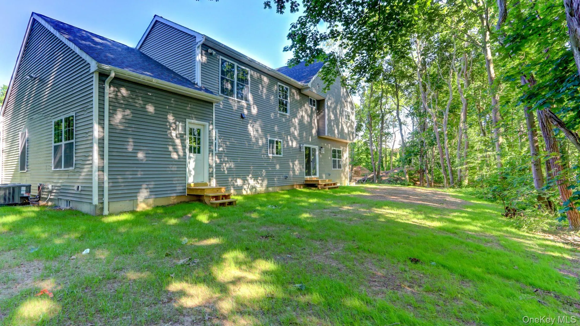 TBB Forest Avenue, Smithtown, NY, 4 Bedrooms Bedrooms, 9 Rooms Rooms,2 BathroomsBathrooms,Residential,For Rent,Forest,0,975330 TBB Forest Avenue, Smithtown, NY, 4 Bedrooms Bedrooms, 9 Rooms Rooms,2 BathroomsBathrooms,Residential,For Rent,Forest,0,975330