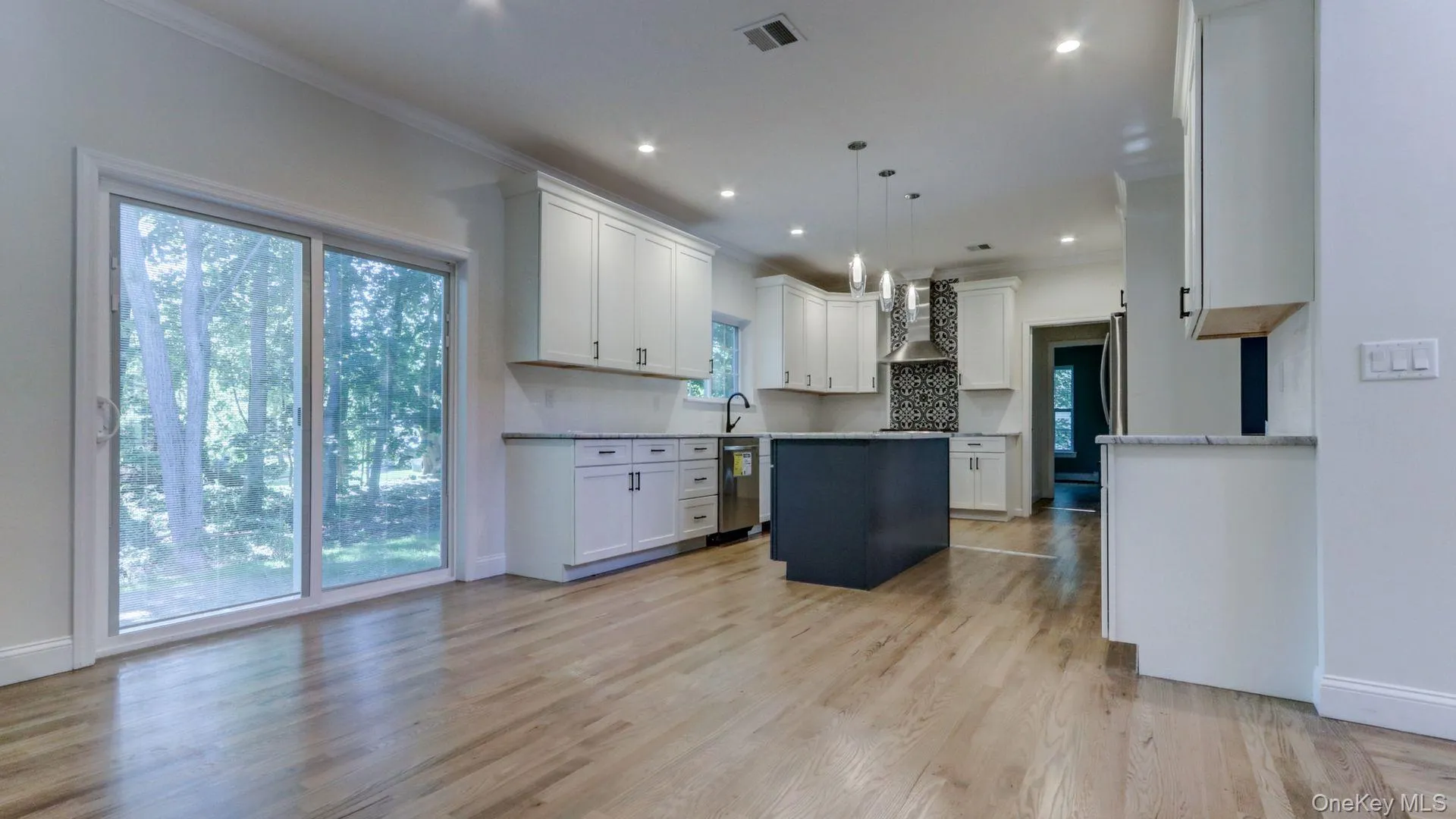 TBB Forest Avenue, Smithtown, NY, 4 Bedrooms Bedrooms, 9 Rooms Rooms,2 BathroomsBathrooms,Residential,For Rent,Forest,0,975330 TBB Forest Avenue, Smithtown, NY, 4 Bedrooms Bedrooms, 9 Rooms Rooms,2 BathroomsBathrooms,Residential,For Rent,Forest,0,975330