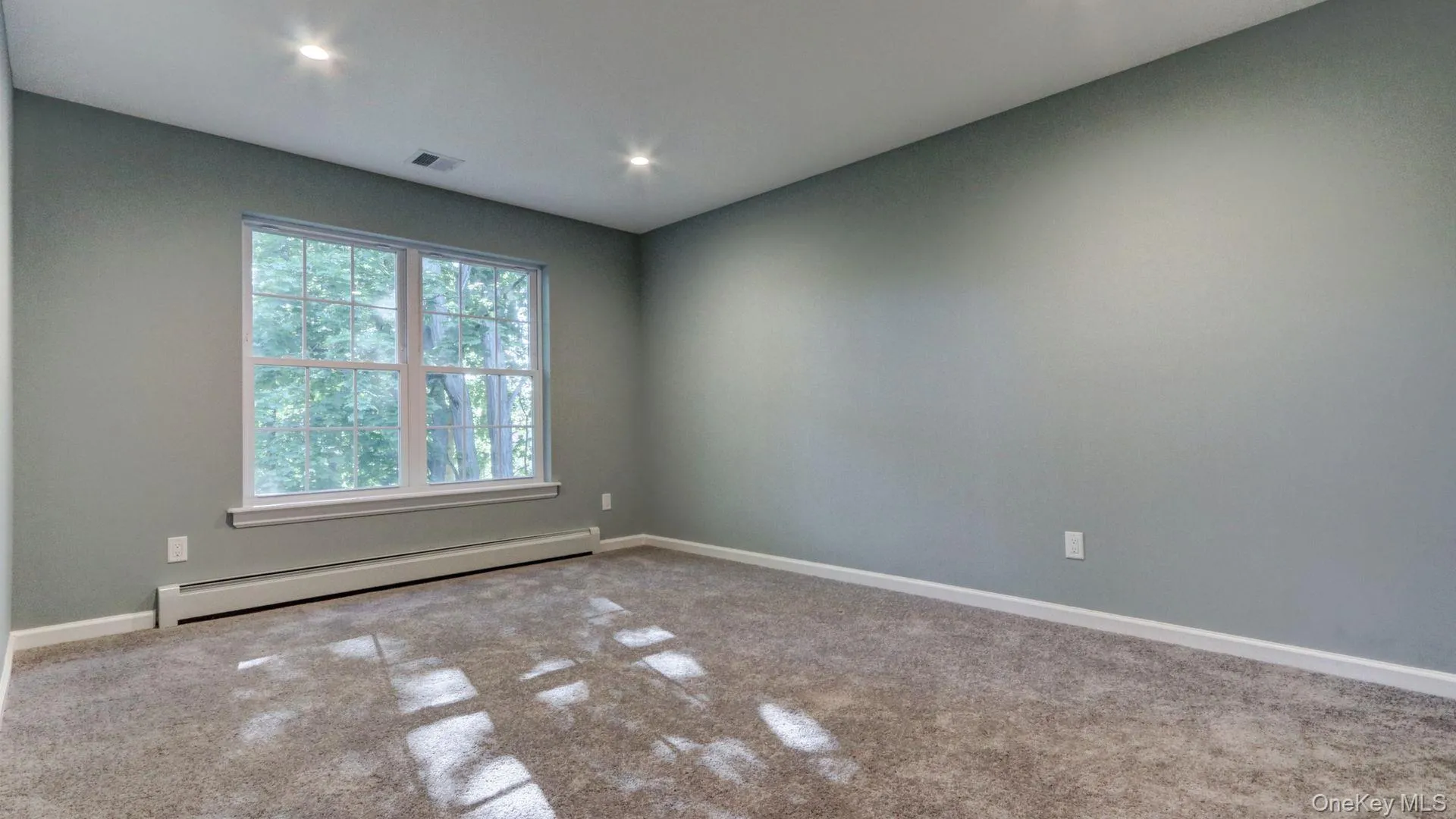 TBB Forest Avenue, Smithtown, NY, 4 Bedrooms Bedrooms, 9 Rooms Rooms,2 BathroomsBathrooms,Residential,For Rent,Forest,0,975330 TBB Forest Avenue, Smithtown, NY, 4 Bedrooms Bedrooms, 9 Rooms Rooms,2 BathroomsBathrooms,Residential,For Rent,Forest,0,975330