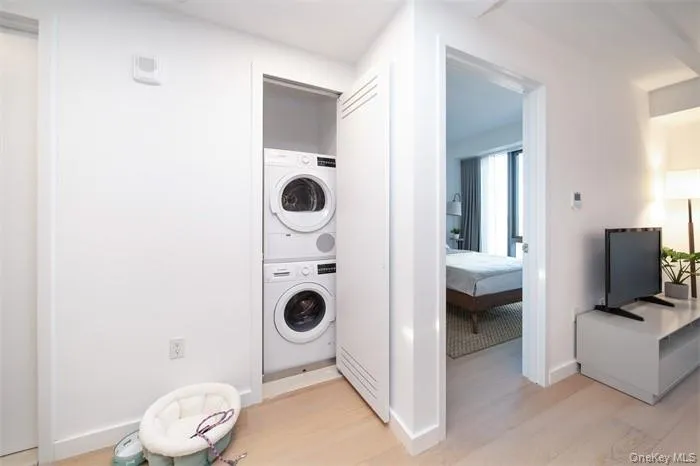 33-71 Prince Street, New York, NY, 1 Bedroom Bedrooms, 3 Rooms Rooms,1 BathroomBathrooms,Residential Lease,For Rent,Prince,0,975331 33-71 Prince Street, New York, NY, 1 Bedroom Bedrooms, 3 Rooms Rooms,1 BathroomBathrooms,Residential Lease,For Rent,Prince,0,975331