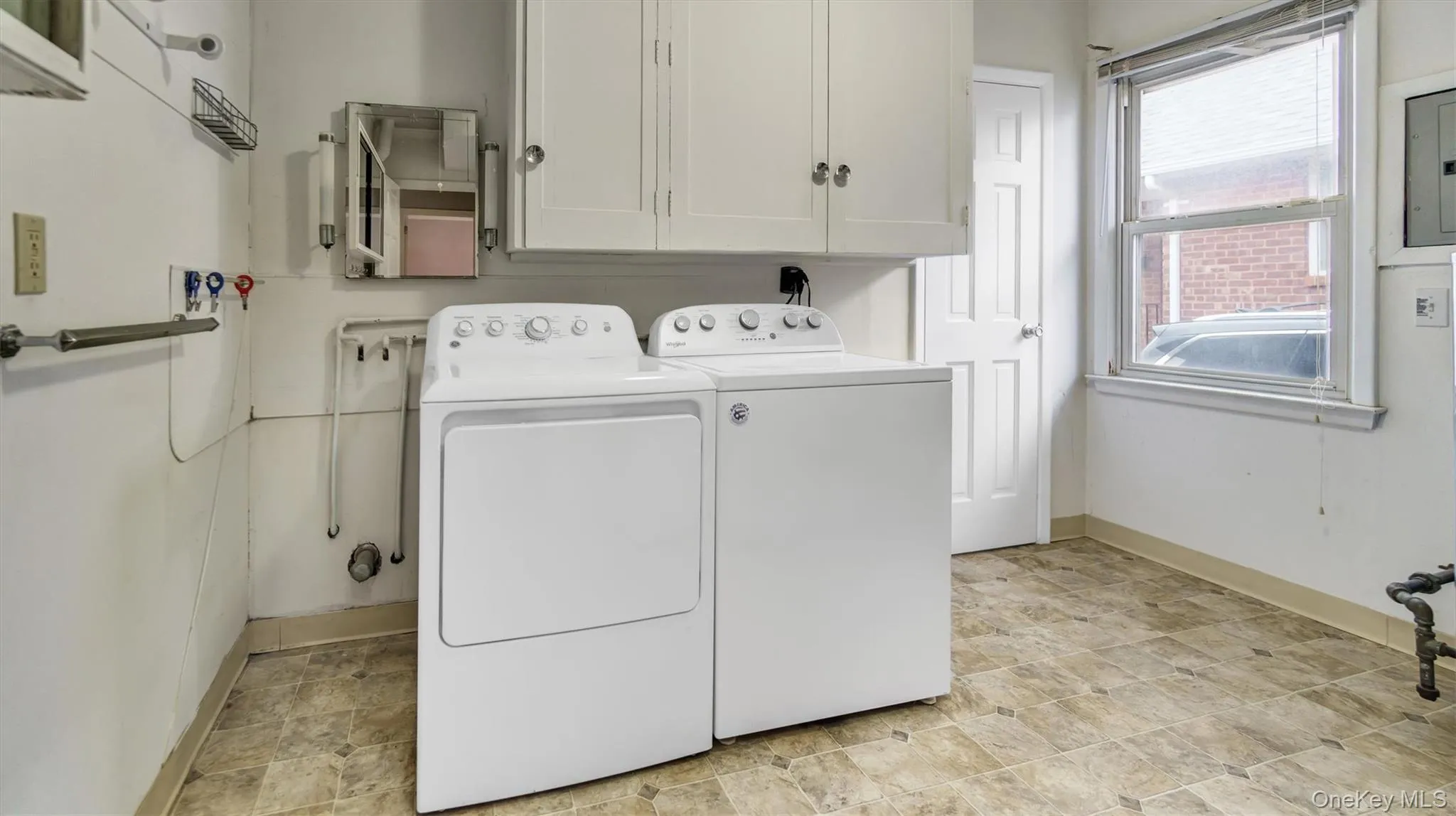 11 Nova Road, Oyster Bay, NY, 2 Bedrooms Bedrooms, 4 Rooms Rooms,1 BathroomBathrooms,Residential Lease,For Rent,Nova,0,975333 11 Nova Road, Oyster Bay, NY, 2 Bedrooms Bedrooms, 4 Rooms Rooms,1 BathroomBathrooms,Residential Lease,For Rent,Nova,0,975333