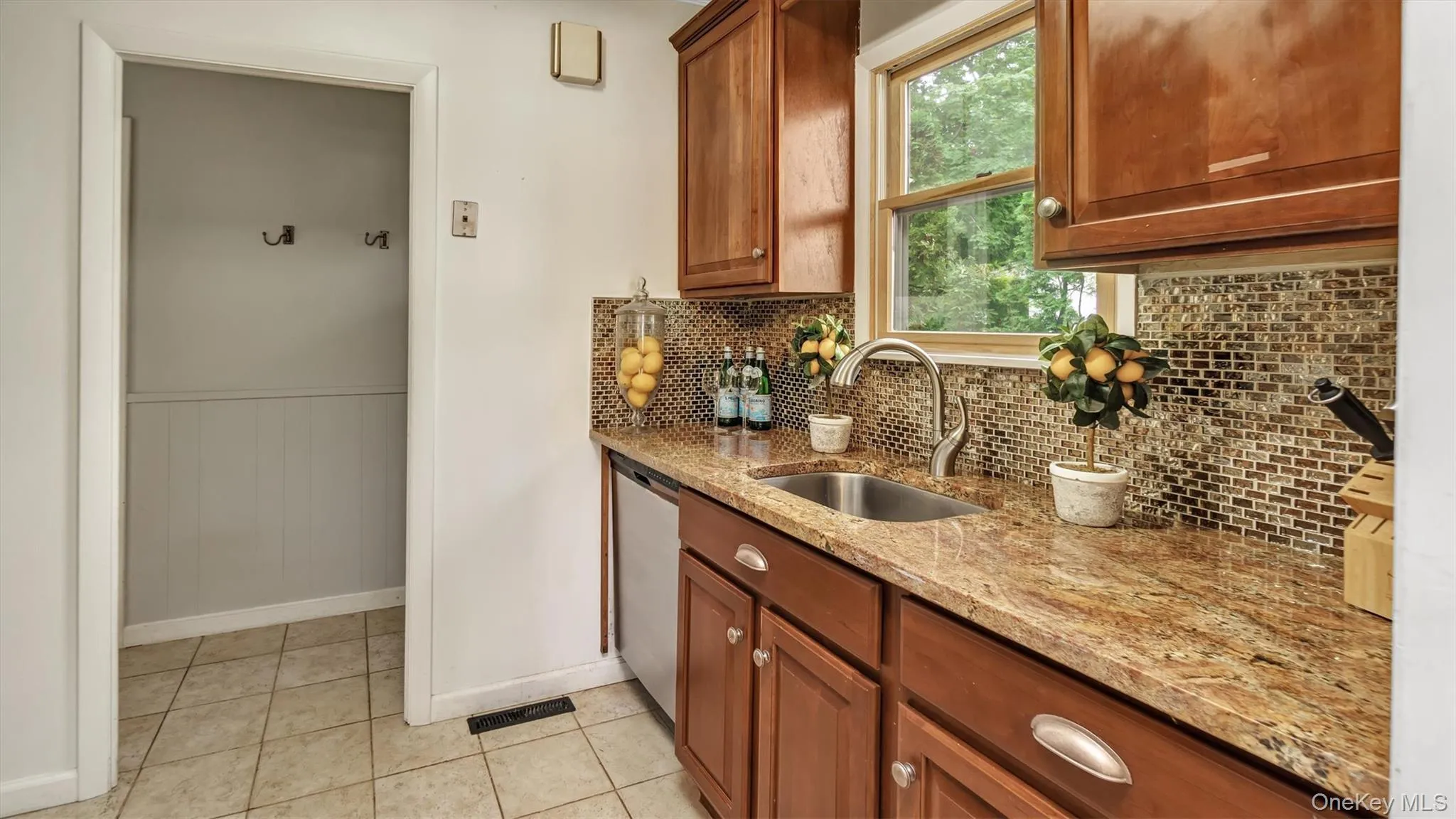 11 Nova Road, Oyster Bay, NY, 2 Bedrooms Bedrooms, 4 Rooms Rooms,1 BathroomBathrooms,Residential Lease,For Rent,Nova,0,975333 11 Nova Road, Oyster Bay, NY, 2 Bedrooms Bedrooms, 4 Rooms Rooms,1 BathroomBathrooms,Residential Lease,For Rent,Nova,0,975333