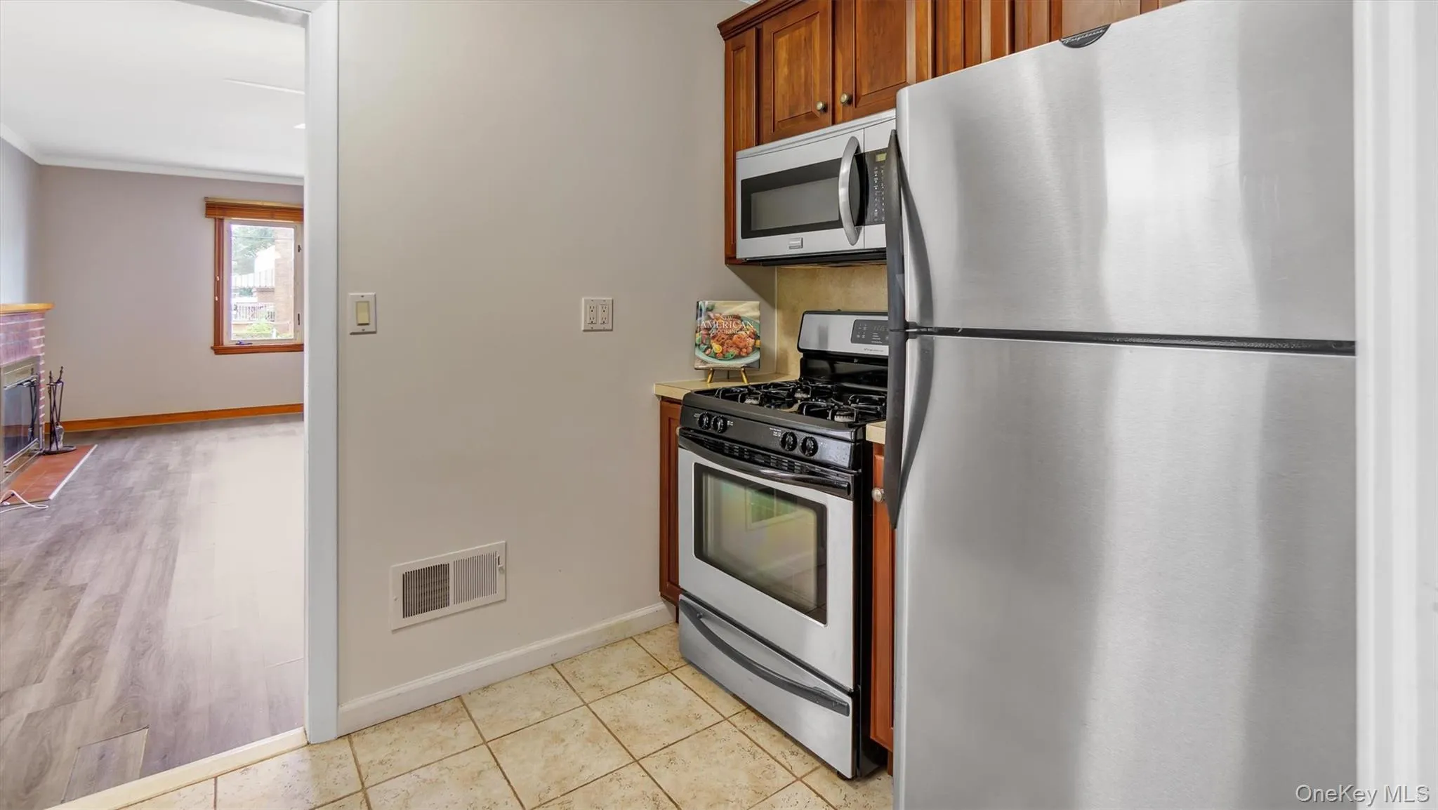 11 Nova Road, Oyster Bay, NY, 2 Bedrooms Bedrooms, 4 Rooms Rooms,1 BathroomBathrooms,Residential Lease,For Rent,Nova,0,975333 11 Nova Road, Oyster Bay, NY, 2 Bedrooms Bedrooms, 4 Rooms Rooms,1 BathroomBathrooms,Residential Lease,For Rent,Nova,0,975333