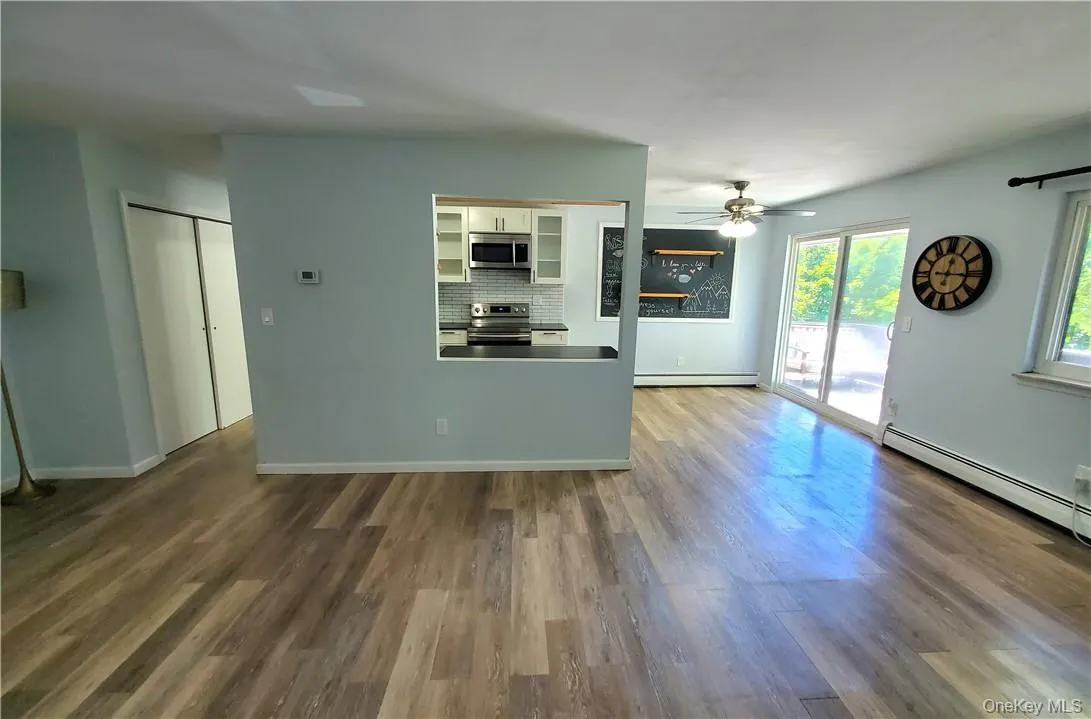 166 Sierra Vista Lane, Clarkstown, NY, 2 Bedrooms Bedrooms, 5 Rooms Rooms,2 BathroomsBathrooms,Residential Lease,For Rent,Sierra Vista,0,975336 166 Sierra Vista Lane, Clarkstown, NY, 2 Bedrooms Bedrooms, 5 Rooms Rooms,2 BathroomsBathrooms,Residential Lease,For Rent,Sierra Vista,0,975336