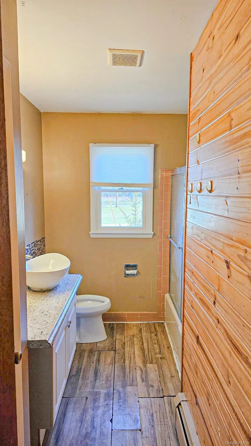 225 Monhagen Avenue, Middletown, NY, 4 Bedrooms Bedrooms, 5 Rooms Rooms,1 BathroomBathrooms,Residential Lease,For Rent,Monhagen,0,975345 225 Monhagen Avenue, Middletown, NY, 4 Bedrooms Bedrooms, 5 Rooms Rooms,1 BathroomBathrooms,Residential Lease,For Rent,Monhagen,0,975345