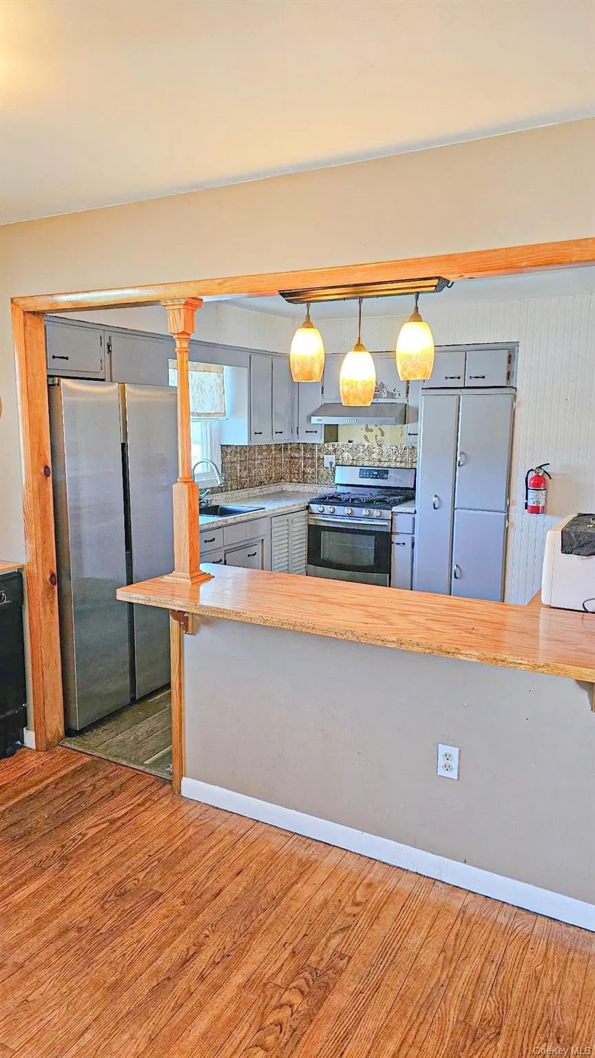 225 Monhagen Avenue, Middletown, NY, 4 Bedrooms Bedrooms, 5 Rooms Rooms,1 BathroomBathrooms,Residential Lease,For Rent,Monhagen,0,975345 225 Monhagen Avenue, Middletown, NY, 4 Bedrooms Bedrooms, 5 Rooms Rooms,1 BathroomBathrooms,Residential Lease,For Rent,Monhagen,0,975345