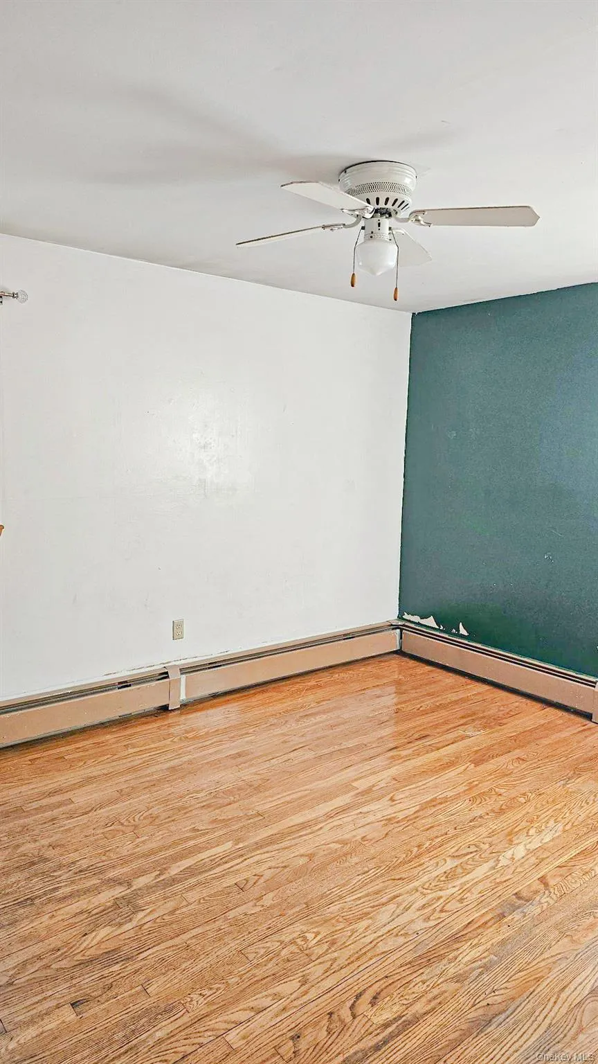 225 Monhagen Avenue, Middletown, NY, 4 Bedrooms Bedrooms, 5 Rooms Rooms,1 BathroomBathrooms,Residential Lease,For Rent,Monhagen,0,975345 225 Monhagen Avenue, Middletown, NY, 4 Bedrooms Bedrooms, 5 Rooms Rooms,1 BathroomBathrooms,Residential Lease,For Rent,Monhagen,0,975345