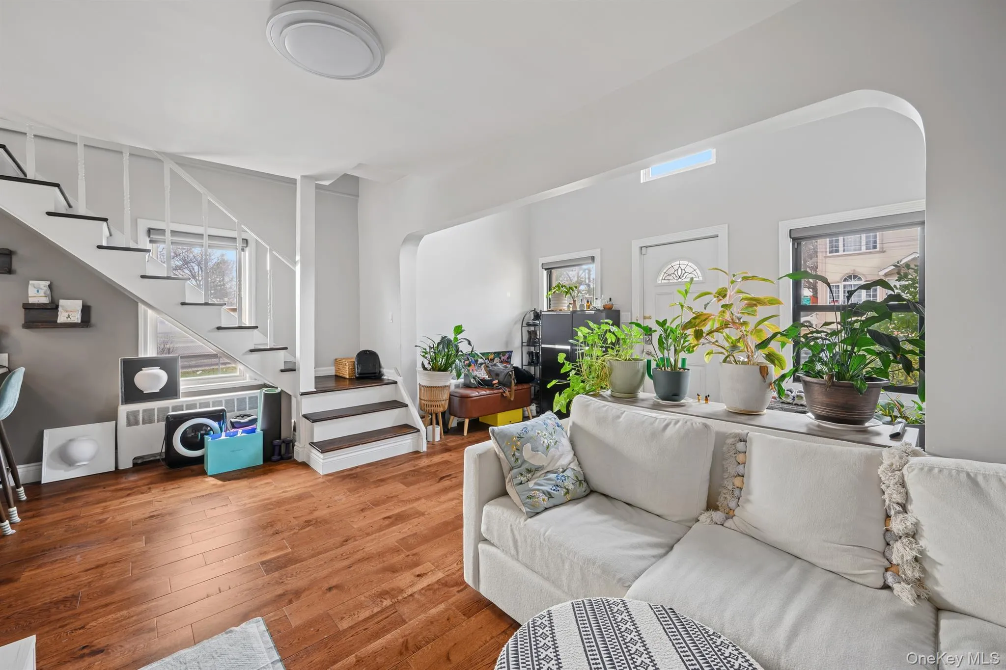 6017 172nd Street, New York, NY, 3 Bedrooms Bedrooms, 6 Rooms Rooms,2 BathroomsBathrooms,Residential Lease,For Rent,172nd,0,975347 6017 172nd Street, New York, NY, 3 Bedrooms Bedrooms, 6 Rooms Rooms,2 BathroomsBathrooms,Residential Lease,For Rent,172nd,0,975347