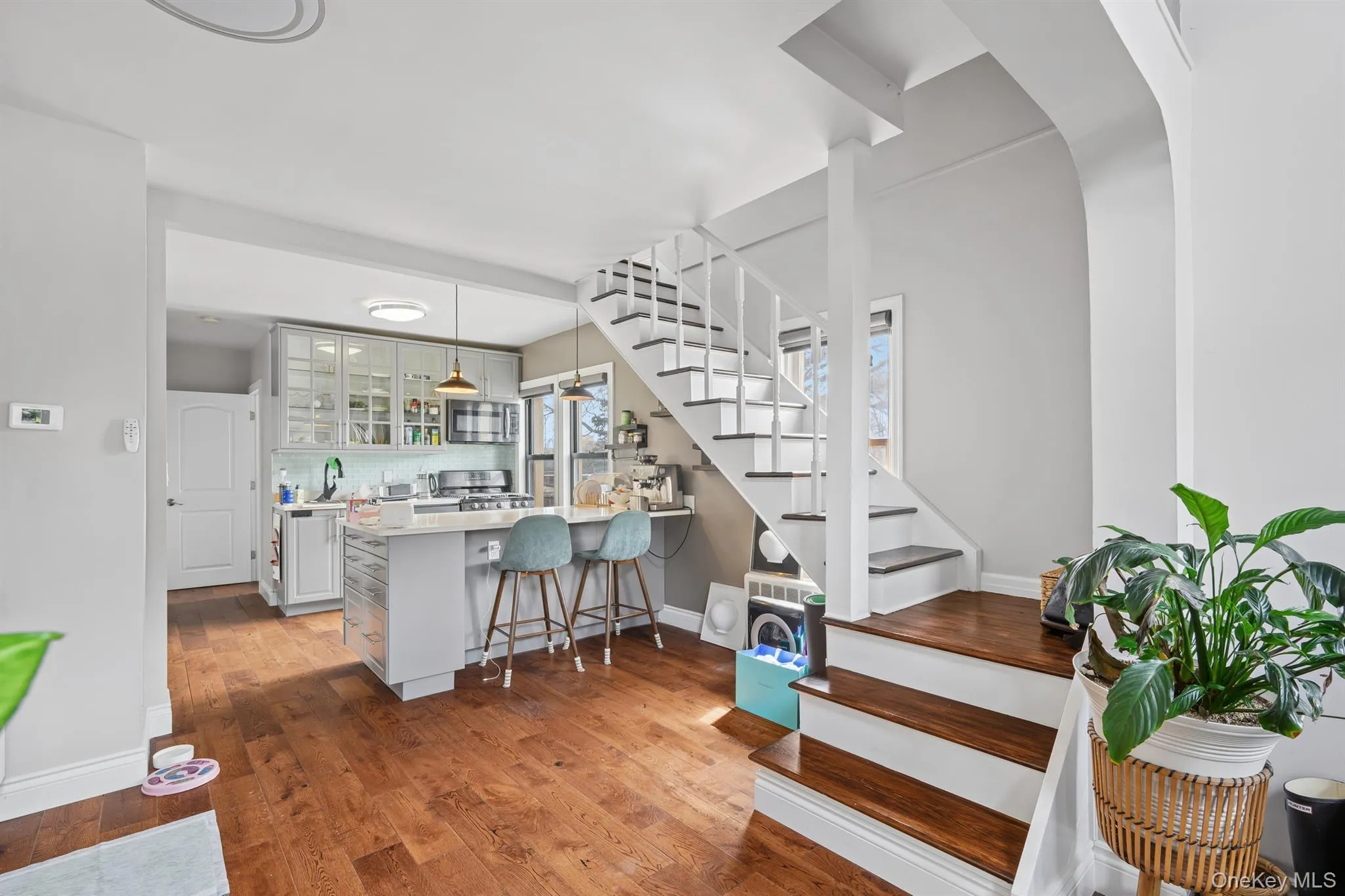 6017 172nd Street, New York, NY, 3 Bedrooms Bedrooms, 6 Rooms Rooms,2 BathroomsBathrooms,Residential Lease,For Rent,172nd,0,975347 6017 172nd Street, New York, NY, 3 Bedrooms Bedrooms, 6 Rooms Rooms,2 BathroomsBathrooms,Residential Lease,For Rent,172nd,0,975347