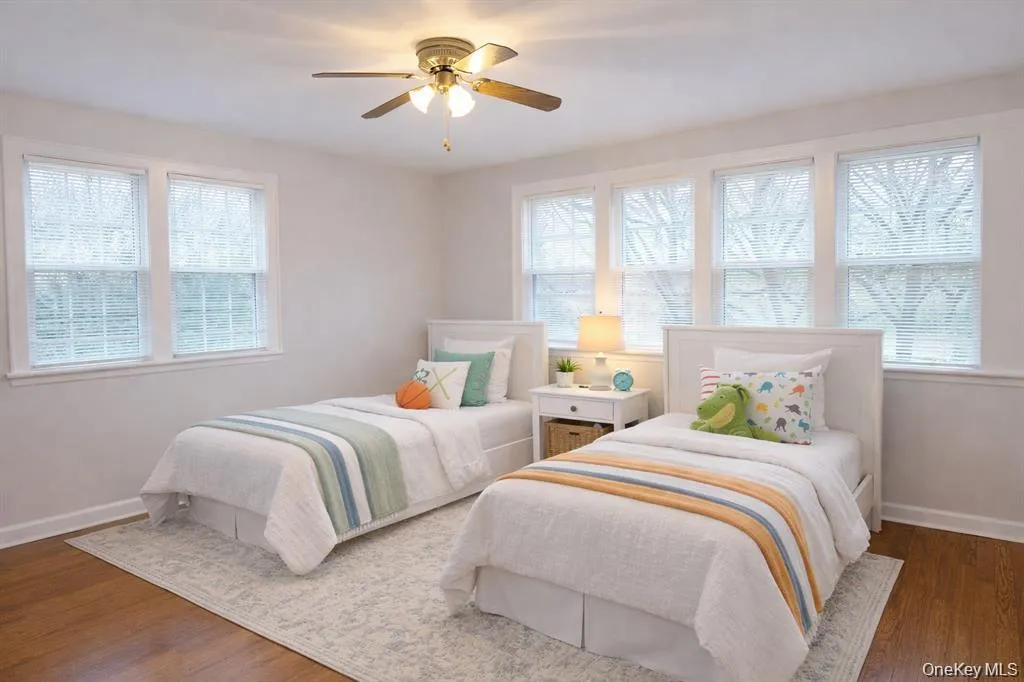 21 Harding Drive, New Rochelle, NY, 2 Bedrooms Bedrooms, 4 Rooms Rooms,1 BathroomBathrooms,Residential Lease,For Rent,Harding,0,975348 21 Harding Drive, New Rochelle, NY, 2 Bedrooms Bedrooms, 4 Rooms Rooms,1 BathroomBathrooms,Residential Lease,For Rent,Harding,0,975348