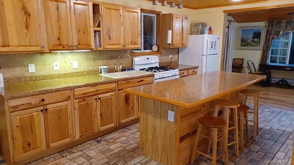 26 Maple Avenue, Bethel, NY, 4 Bedrooms Bedrooms, 7 Rooms Rooms,2 BathroomsBathrooms,Residential,For Rent,Maple,0,975349 26 Maple Avenue, Bethel, NY, 4 Bedrooms Bedrooms, 7 Rooms Rooms,2 BathroomsBathrooms,Residential,For Rent,Maple,0,975349