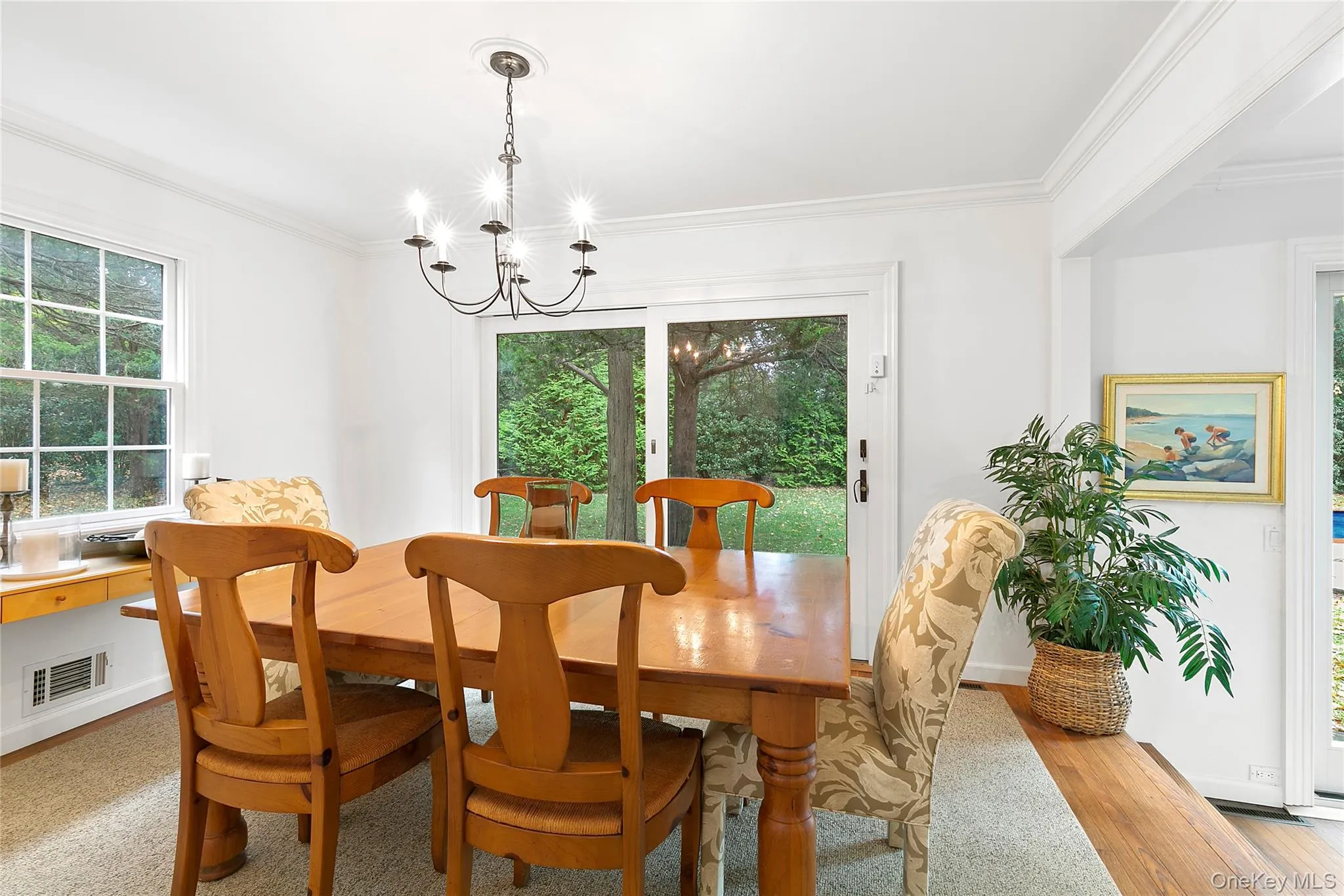 669 Hill Street, Southampton, NY, 3 Bedrooms Bedrooms, 6 Rooms Rooms,2 BathroomsBathrooms,Residential Lease,For Rent,Hill,0,975364 669 Hill Street, Southampton, NY, 3 Bedrooms Bedrooms, 6 Rooms Rooms,2 BathroomsBathrooms,Residential Lease,For Rent,Hill,0,975364