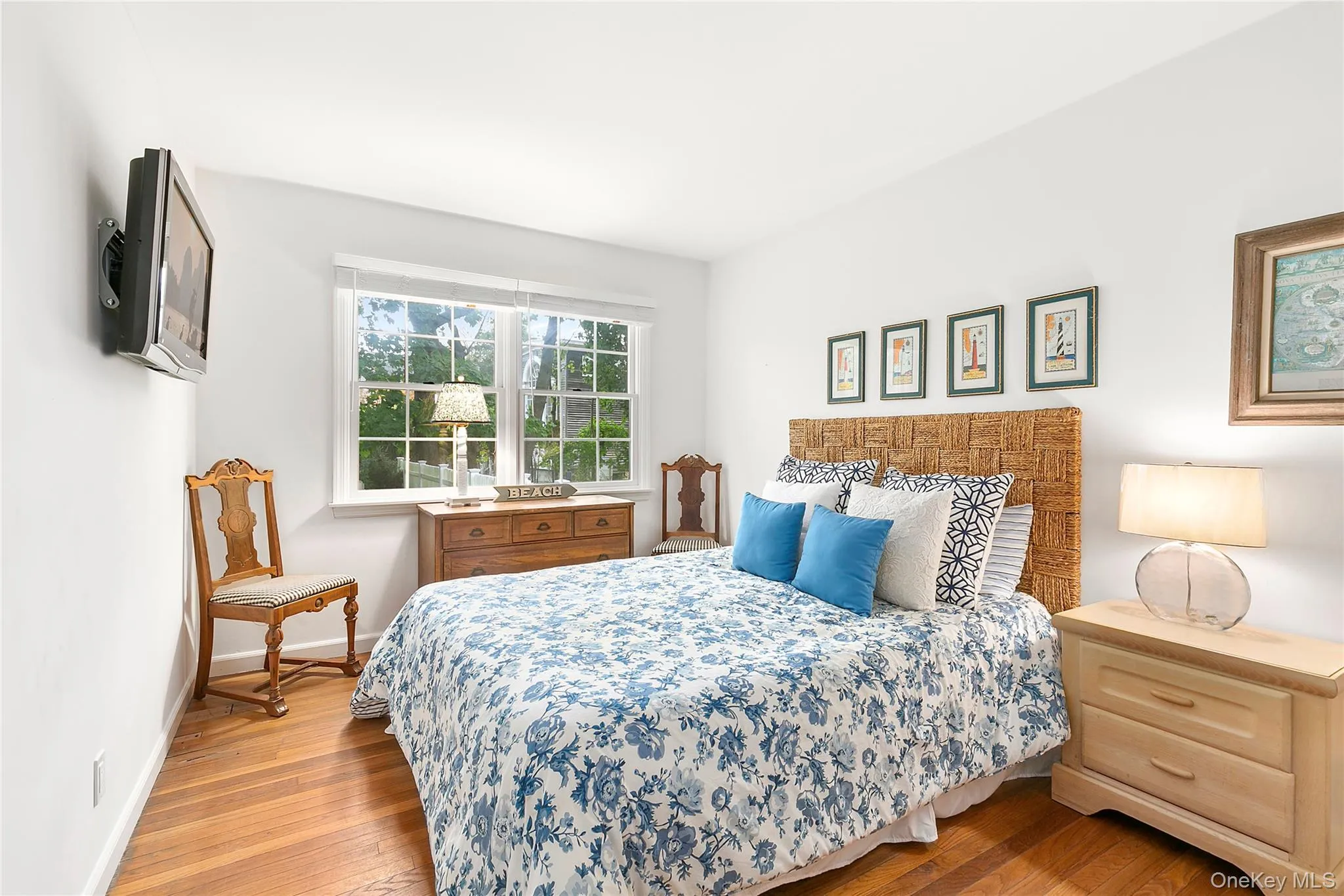 669 Hill Street, Southampton, NY, 3 Bedrooms Bedrooms, 6 Rooms Rooms,2 BathroomsBathrooms,Residential Lease,For Rent,Hill,0,975364 669 Hill Street, Southampton, NY, 3 Bedrooms Bedrooms, 6 Rooms Rooms,2 BathroomsBathrooms,Residential Lease,For Rent,Hill,0,975364