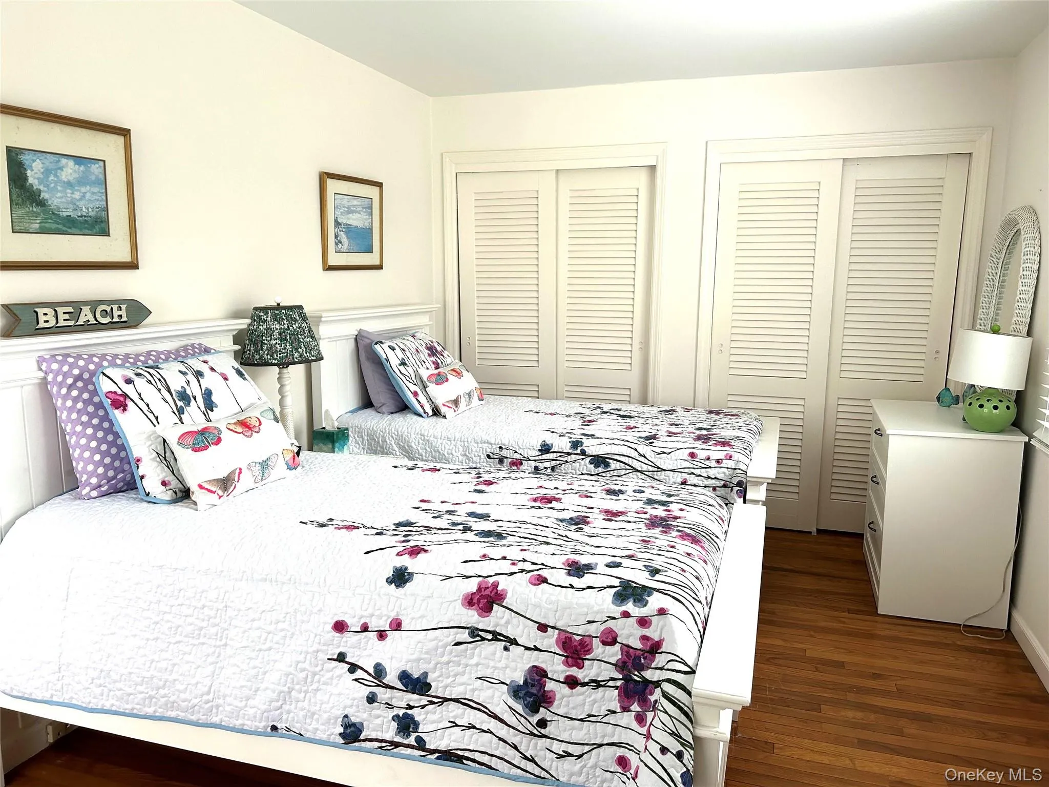 669 Hill Street, Southampton, NY, 3 Bedrooms Bedrooms, 6 Rooms Rooms,2 BathroomsBathrooms,Residential Lease,For Rent,Hill,0,975364 669 Hill Street, Southampton, NY, 3 Bedrooms Bedrooms, 6 Rooms Rooms,2 BathroomsBathrooms,Residential Lease,For Rent,Hill,0,975364