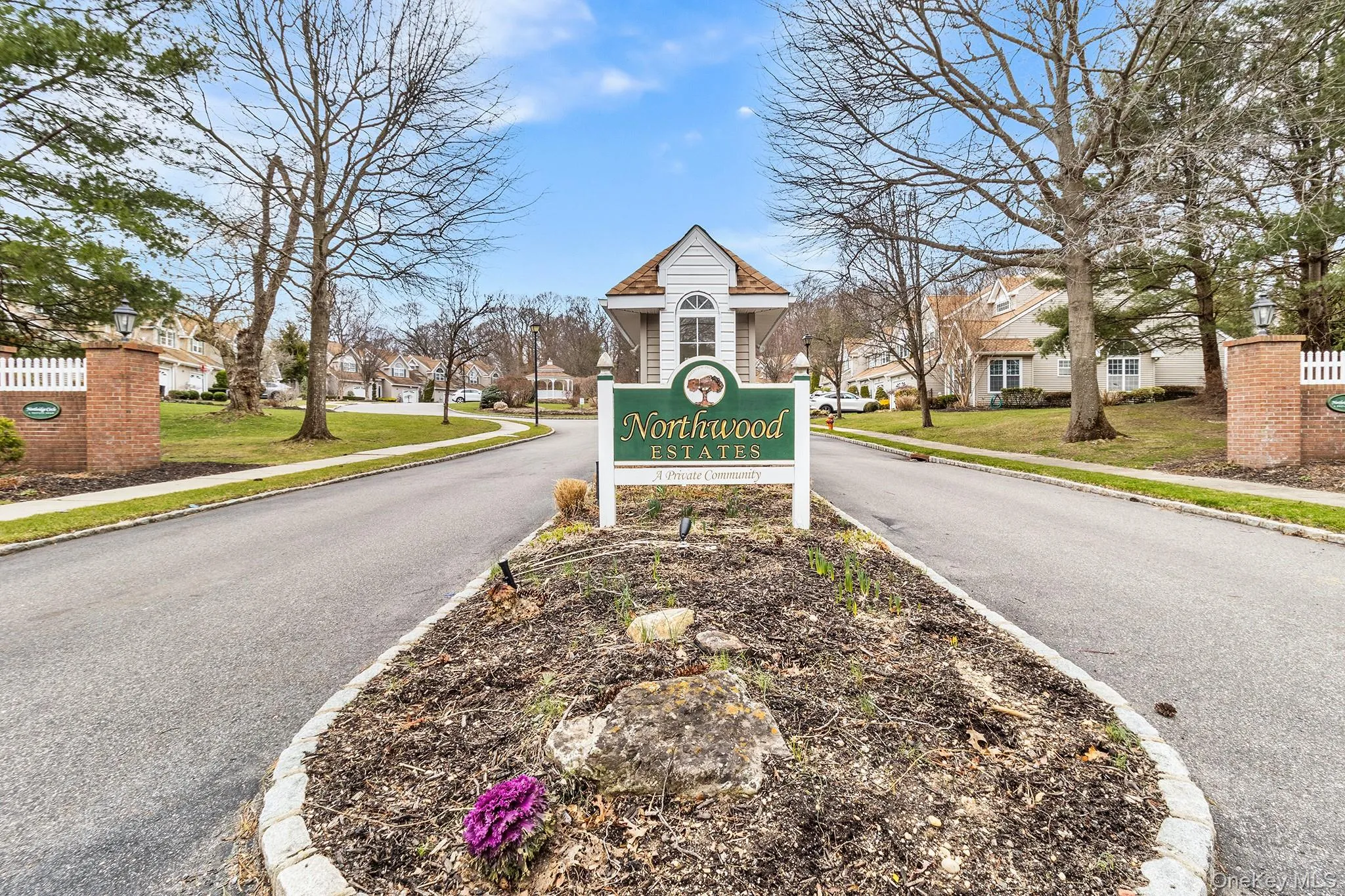 1 Northridge Circle, Huntington, NY, 2 Bedrooms Bedrooms, 6 Rooms Rooms,2 BathroomsBathrooms,Residential Sale,For Rent,Northridge,0,975406 1 Northridge Circle, Huntington, NY, 2 Bedrooms Bedrooms, 6 Rooms Rooms,2 BathroomsBathrooms,Residential Sale,For Rent,Northridge,0,975406