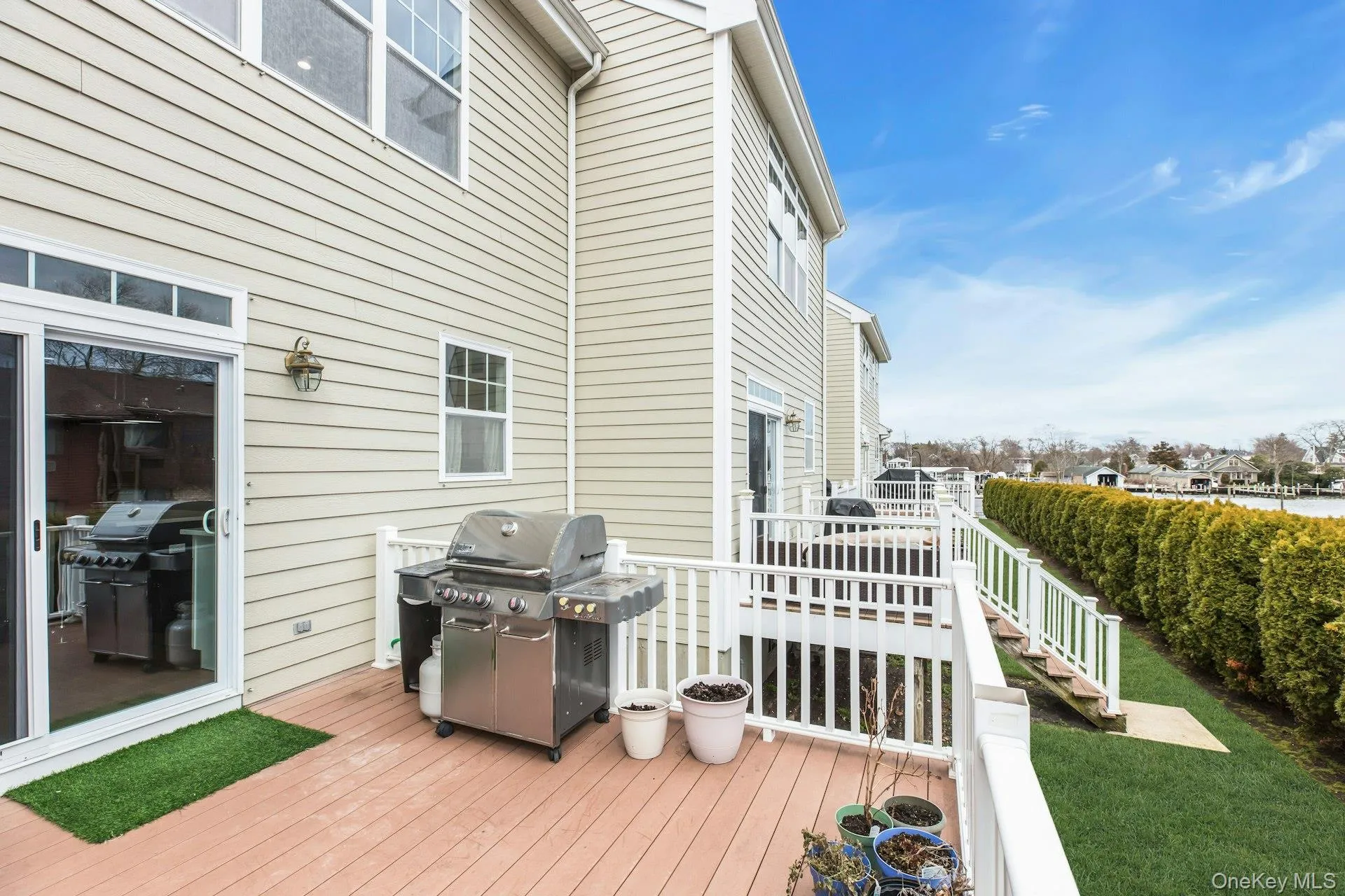 Rear Deck w/Water View Rear Deck w/Water View