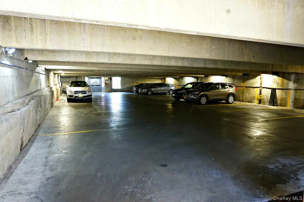 118-17 Union Turnpike, New York, NY, 1 Bedroom Bedrooms, 5 Rooms Rooms,1 BathroomBathrooms,Residential Lease,For Rent,Union Turnpike,0,975434 118-17 Union Turnpike, New York, NY, 1 Bedroom Bedrooms, 5 Rooms Rooms,1 BathroomBathrooms,Residential Lease,For Rent,Union Turnpike,0,975434