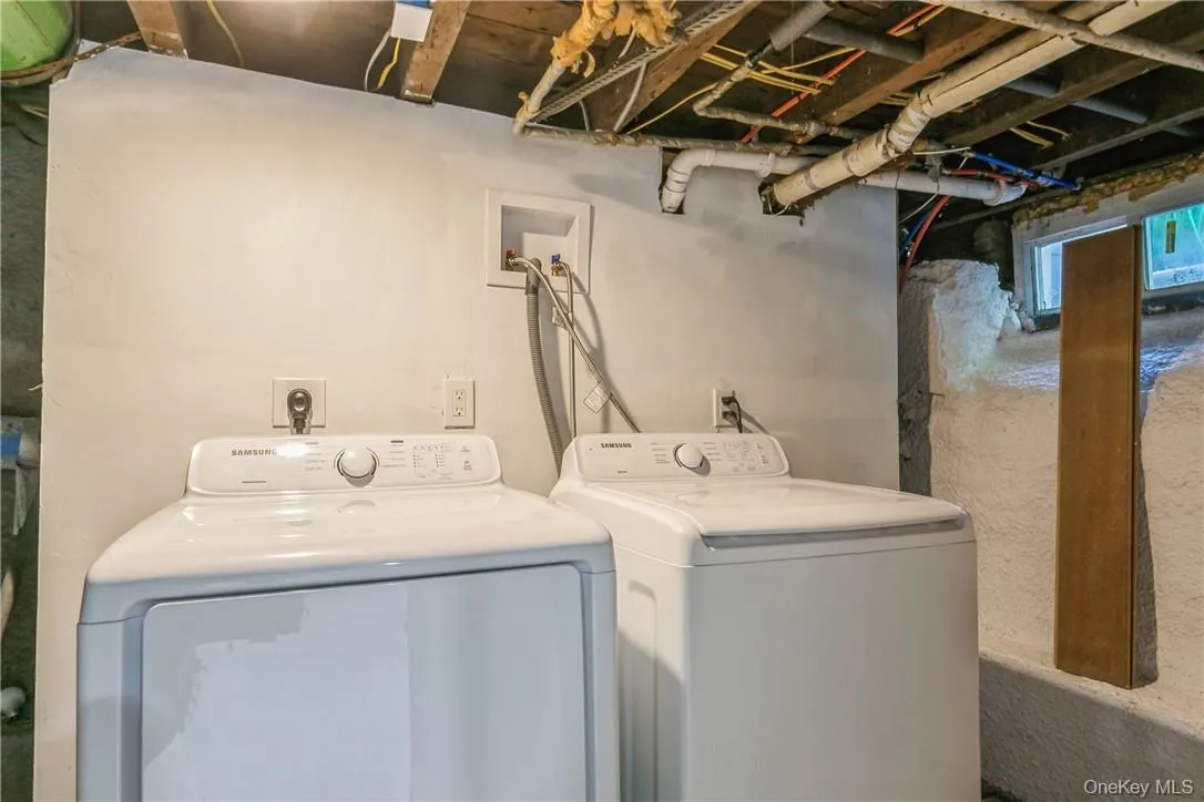 Laundry room washer and Dryer Area Laundry room washer and Dryer Area