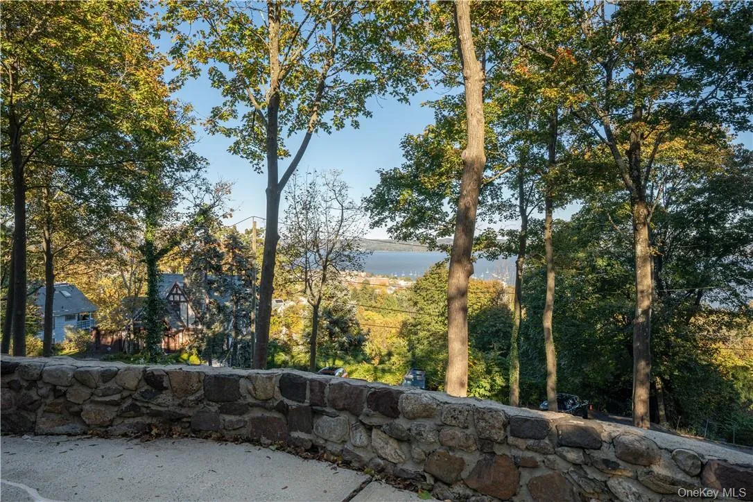 8-12 Boulevard, Orangetown, NY, 2 Bedrooms Bedrooms, 5 Rooms Rooms,1 BathroomBathrooms,Residential Lease,For Rent,Boulevard,0,975456 8-12 Boulevard, Orangetown, NY, 2 Bedrooms Bedrooms, 5 Rooms Rooms,1 BathroomBathrooms,Residential Lease,For Rent,Boulevard,0,975456