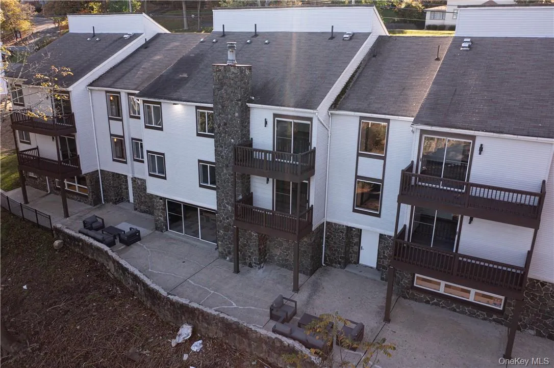 8-12 Boulevard, Orangetown, NY, 2 Bedrooms Bedrooms, 7 Rooms Rooms,1 BathroomBathrooms,Residential Lease,For Rent,Boulevard,0,975459 8-12 Boulevard, Orangetown, NY, 2 Bedrooms Bedrooms, 7 Rooms Rooms,1 BathroomBathrooms,Residential Lease,For Rent,Boulevard,0,975459