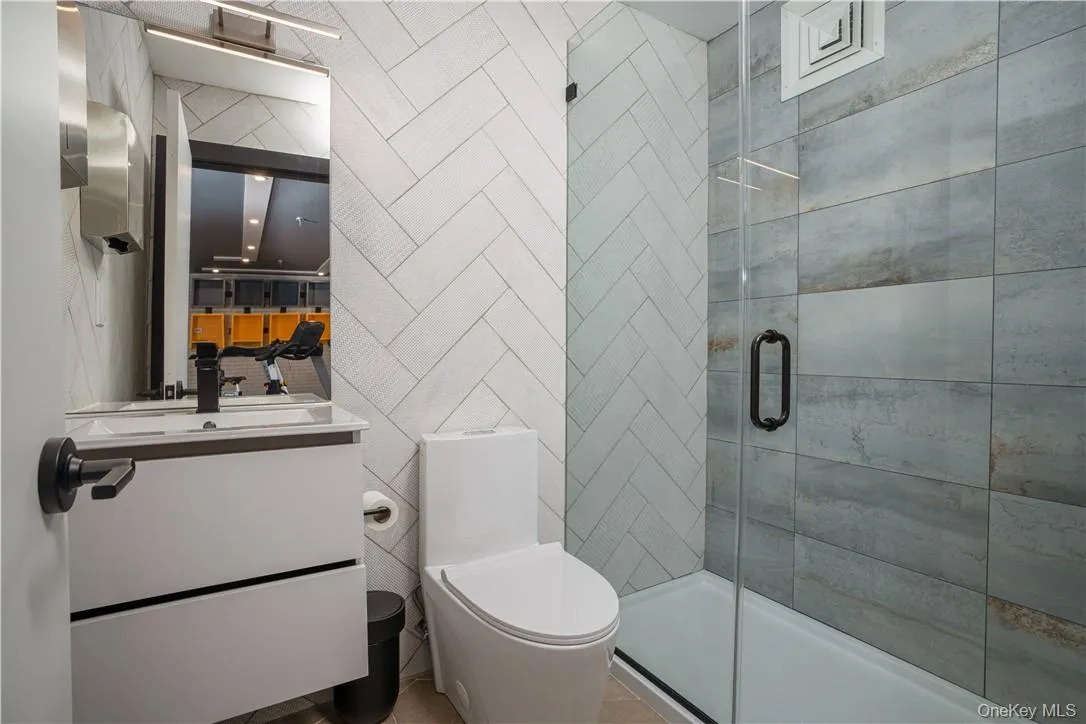 8-12 Boulevard, Orangetown, NY, 2 Bedrooms Bedrooms, 7 Rooms Rooms,1 BathroomBathrooms,Residential Lease,For Rent,Boulevard,0,975459 8-12 Boulevard, Orangetown, NY, 2 Bedrooms Bedrooms, 7 Rooms Rooms,1 BathroomBathrooms,Residential Lease,For Rent,Boulevard,0,975459