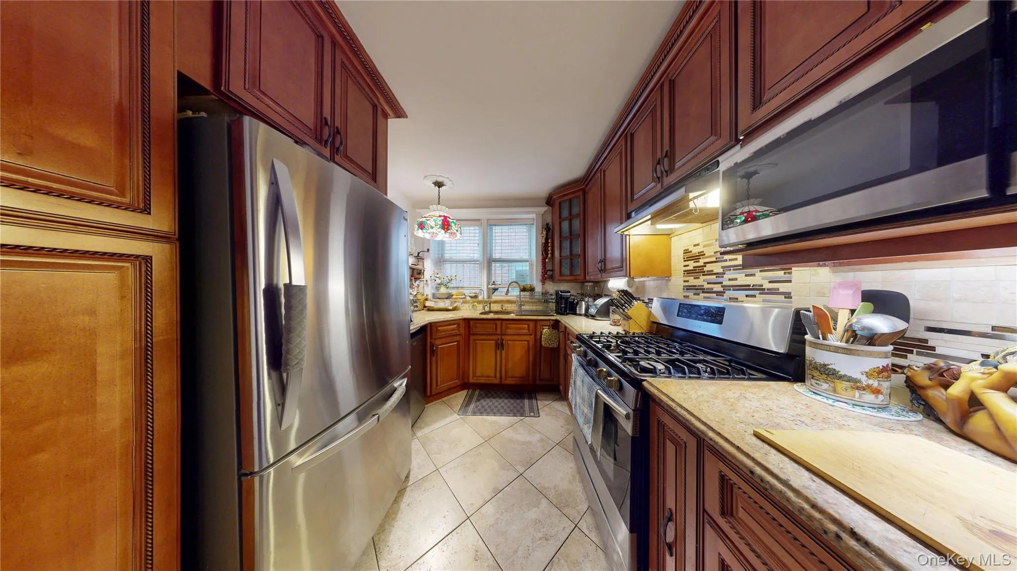 1625 Emmons Avenue, New York, NY, 2 Bedrooms Bedrooms, 5 Rooms Rooms,1 BathroomBathrooms,Residential,For Rent,Emmons,0,975490 1625 Emmons Avenue, New York, NY, 2 Bedrooms Bedrooms, 5 Rooms Rooms,1 BathroomBathrooms,Residential,For Rent,Emmons,0,975490