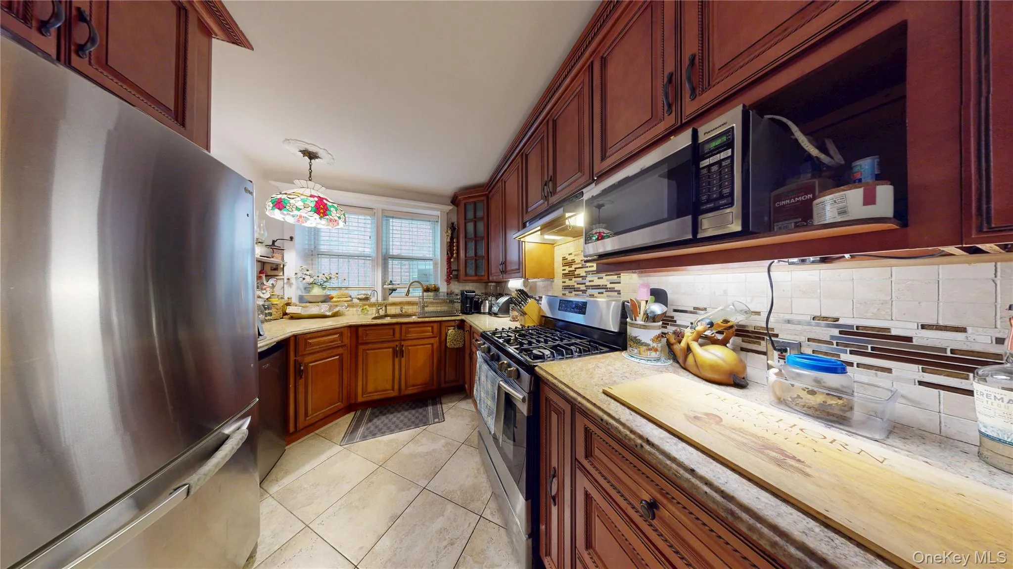 1625 Emmons Avenue, New York, NY, 2 Bedrooms Bedrooms, 5 Rooms Rooms,1 BathroomBathrooms,Residential,For Rent,Emmons,0,975490 1625 Emmons Avenue, New York, NY, 2 Bedrooms Bedrooms, 5 Rooms Rooms,1 BathroomBathrooms,Residential,For Rent,Emmons,0,975490